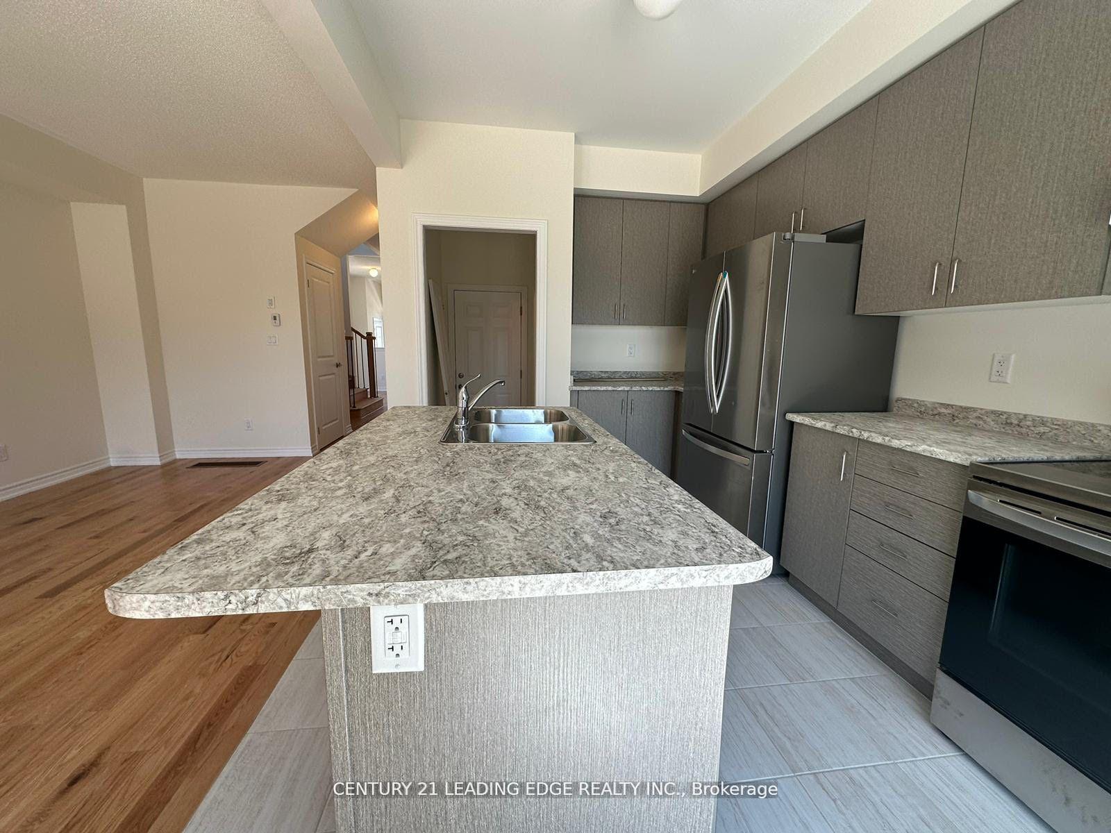 Photo 13 of 2520 Athena Path Boulevard W, Pickering, Rural Pickering — HOMEH