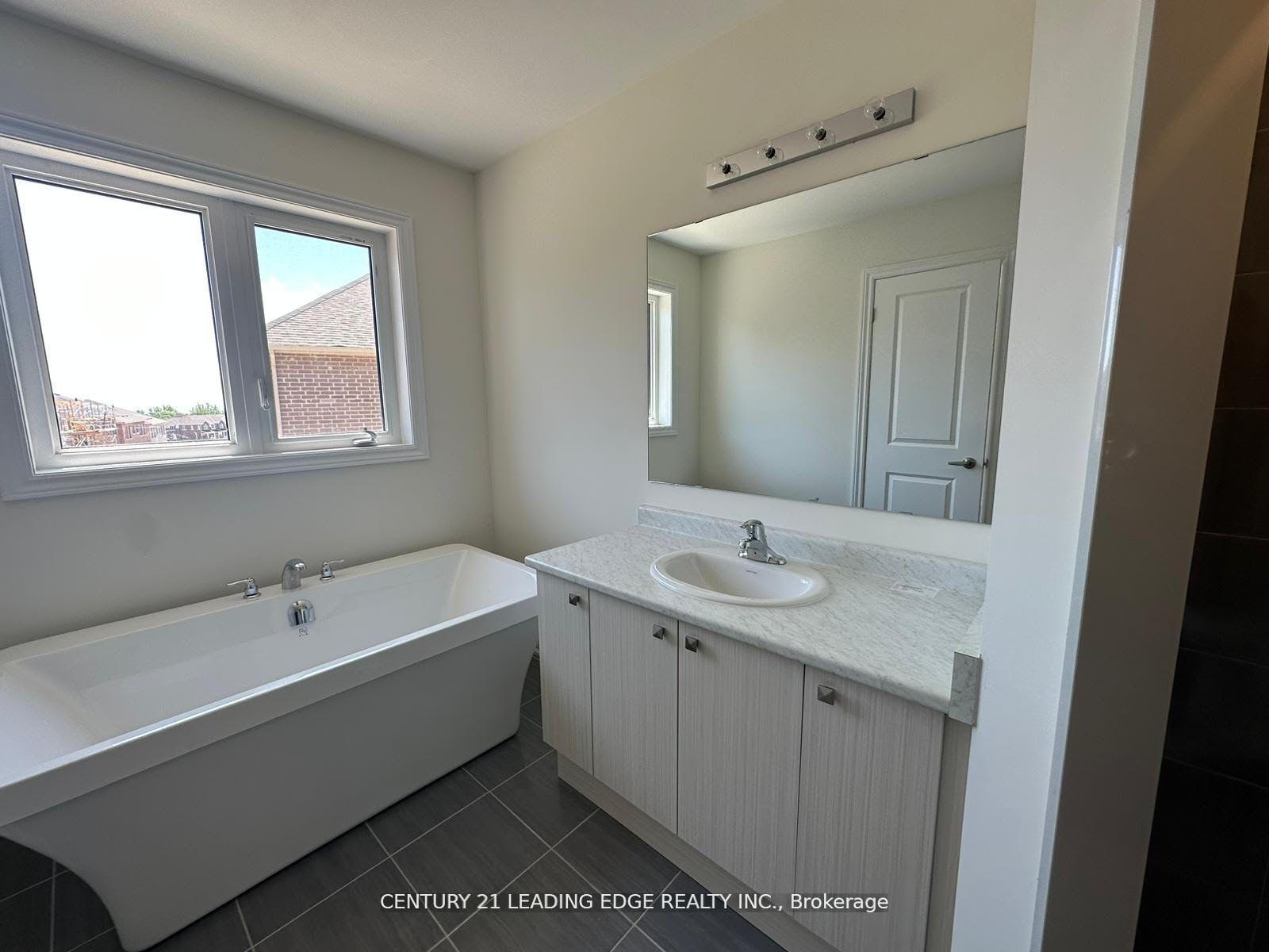 Photo 33 of 2520 Athena Path Boulevard W, Pickering, Rural Pickering — HOMEH