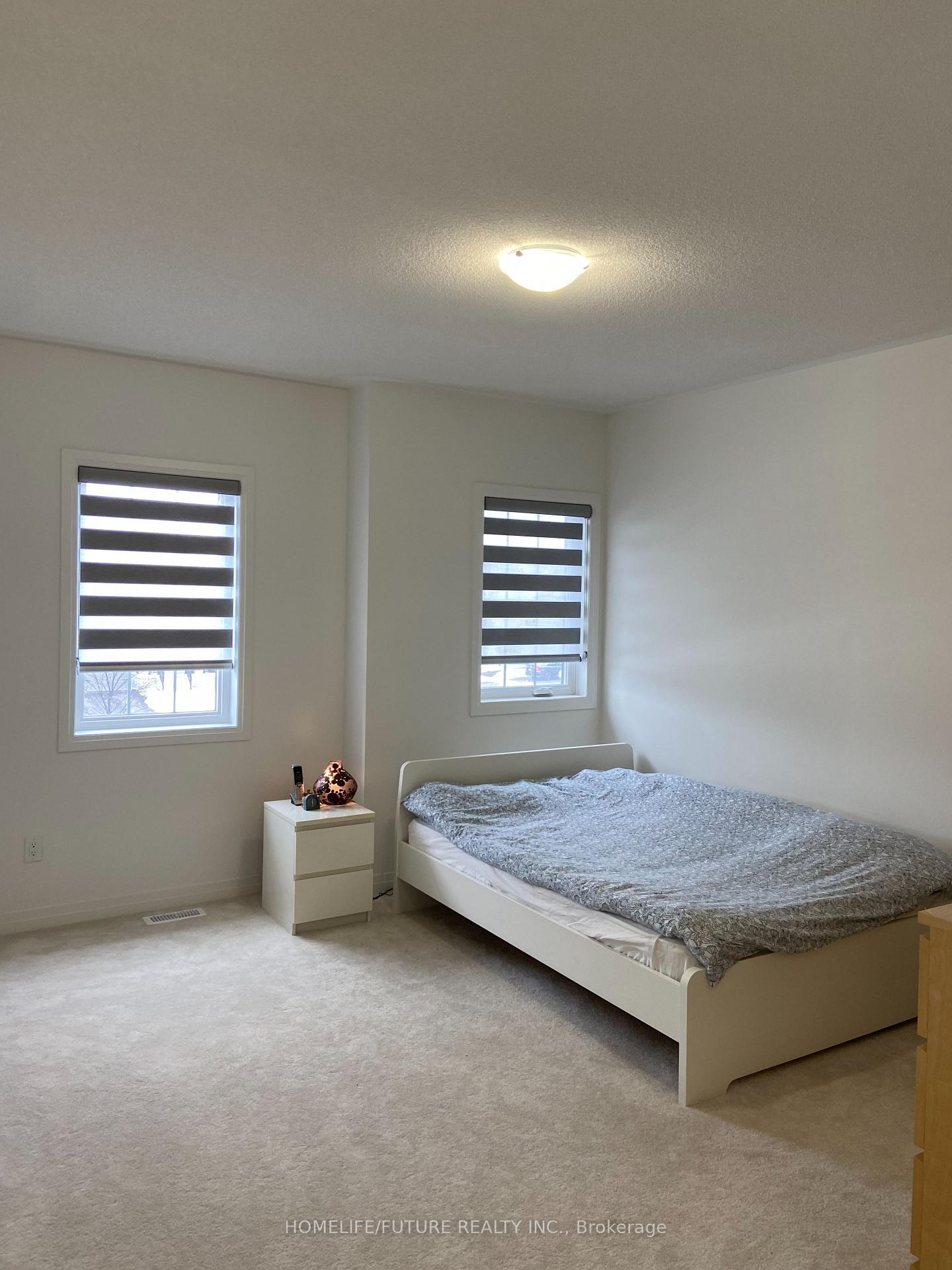Photo 11 of 119 Deer Ridge Crescent, Whitby, Rural Whitby — HOMEH