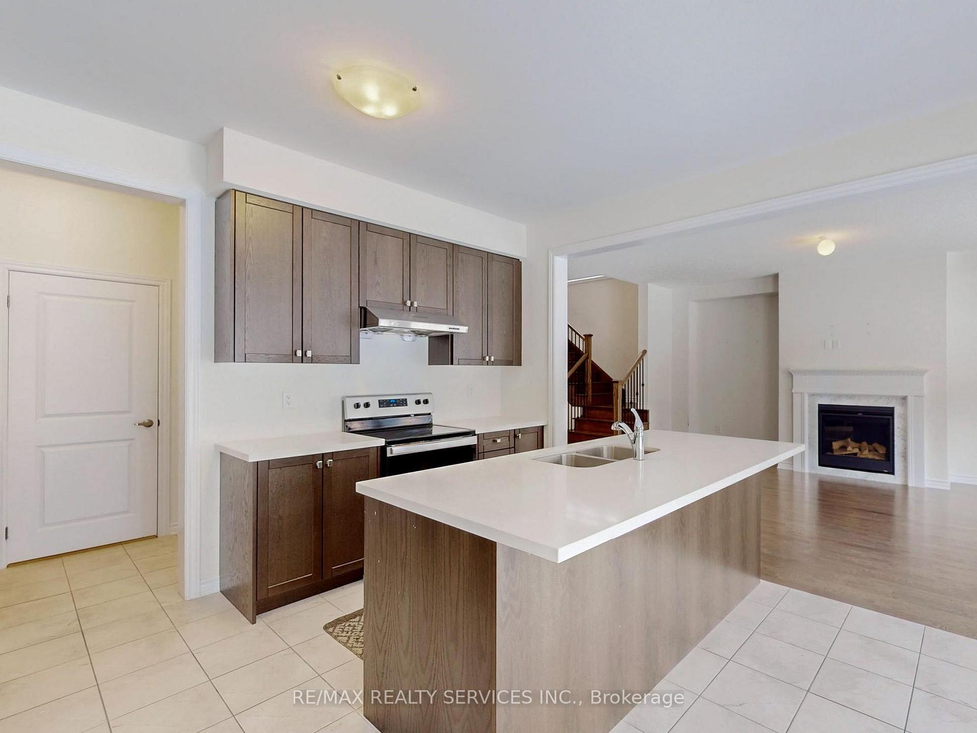 Photo 11 of 26 Spinland Street S, Caledon, Caledon Village — HOMEH