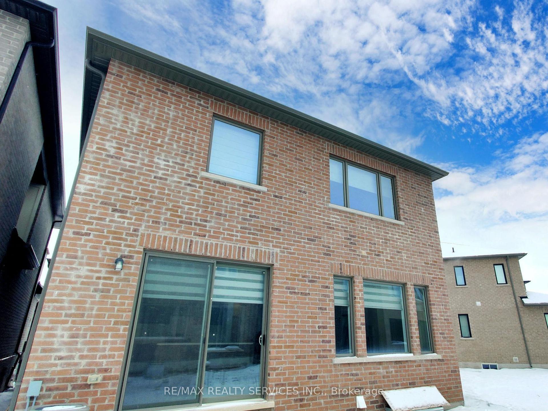Photo 27 of 26 Spinland Street S, Caledon, Caledon Village — HOMEH