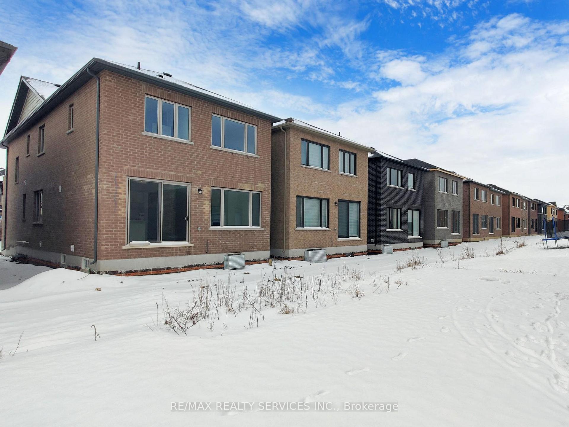 Photo 28 of 26 Spinland Street S, Caledon, Caledon Village — HOMEH