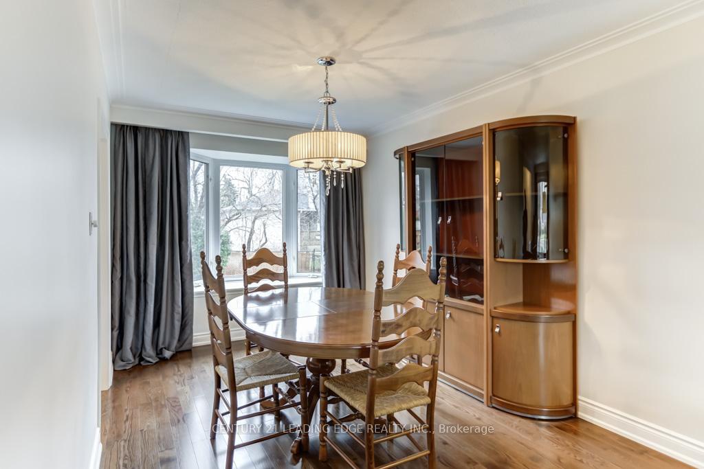 Photo 11 of 39 Robinson Street, Markham, Bullock — HOMEH