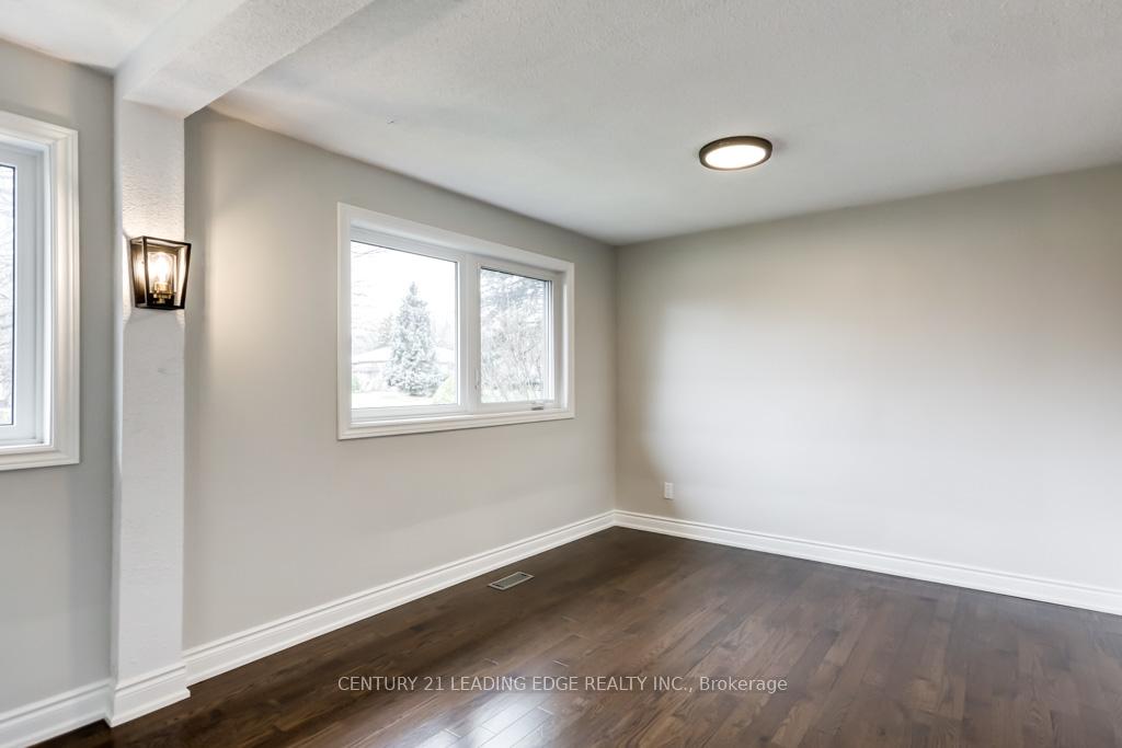 Photo 14 of 39 Robinson Street, Markham, Bullock — HOMEH