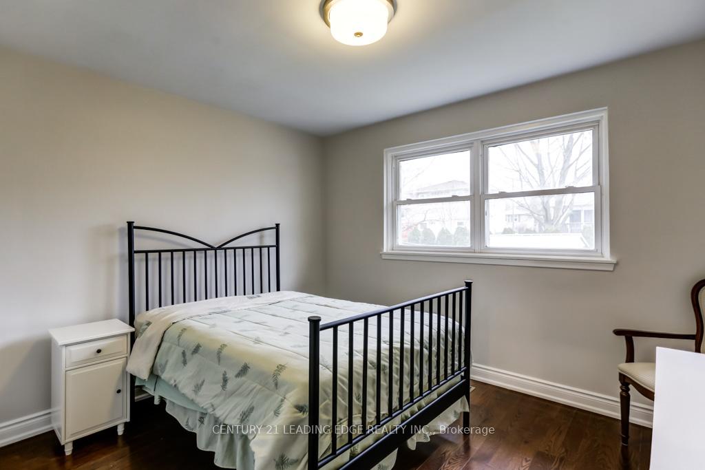 Photo 21 of 39 Robinson Street, Markham, Bullock — HOMEH
