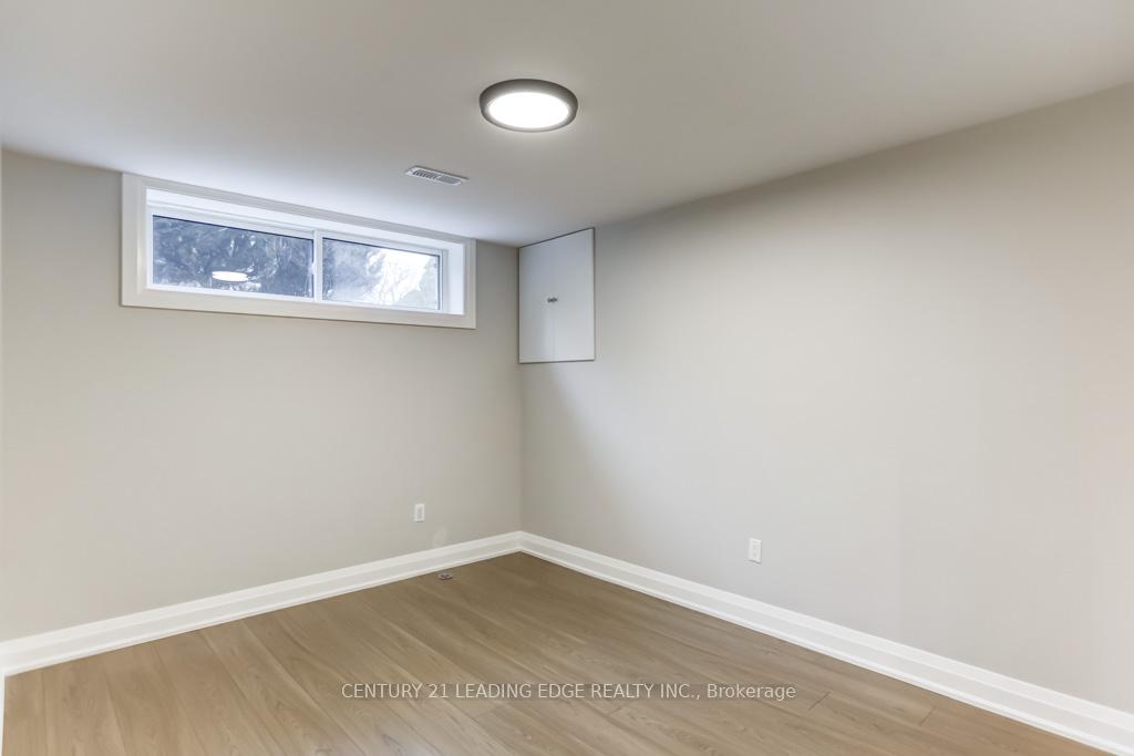Photo 18 of 39 Robinson Street, Markham, Bullock — HOMEH