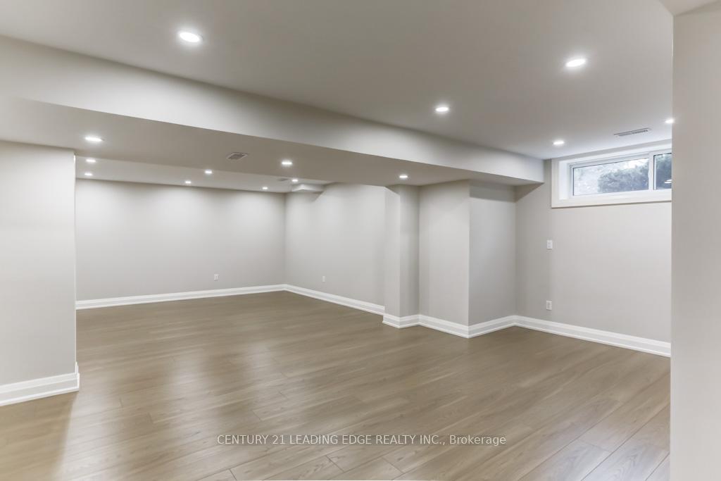 Photo 23 of 39 Robinson Street, Markham, Bullock — HOMEH