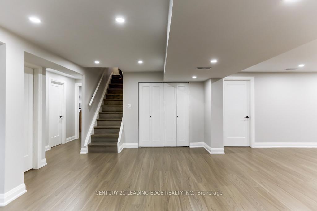 Photo 25 of 39 Robinson Street, Markham, Bullock — HOMEH