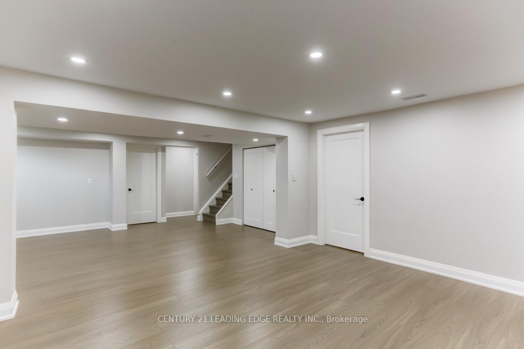 Photo 26 of 39 Robinson Street, Markham, Bullock — HOMEH