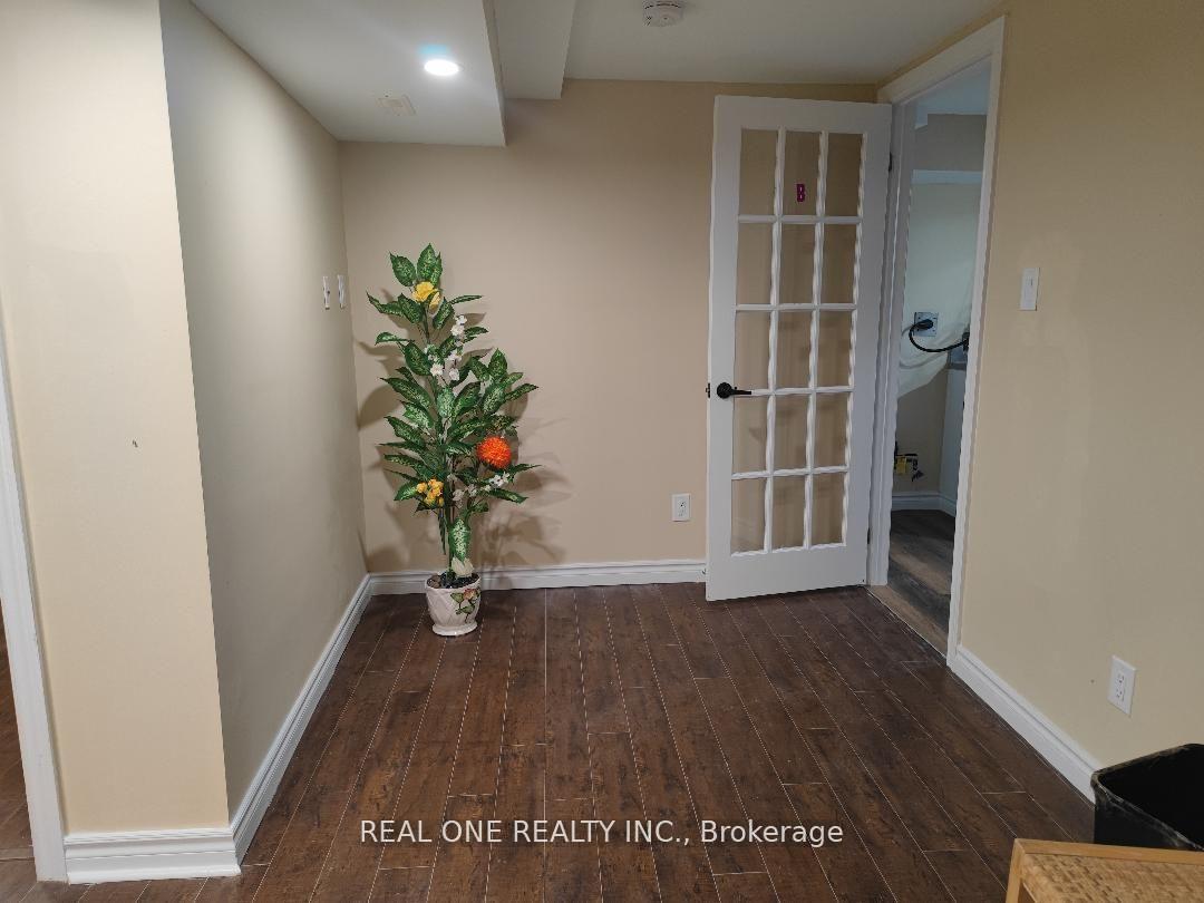 Photo 1 of Unit Bsmt B, 83 Marion Crescent, Markham, Raymerville — HOMEH