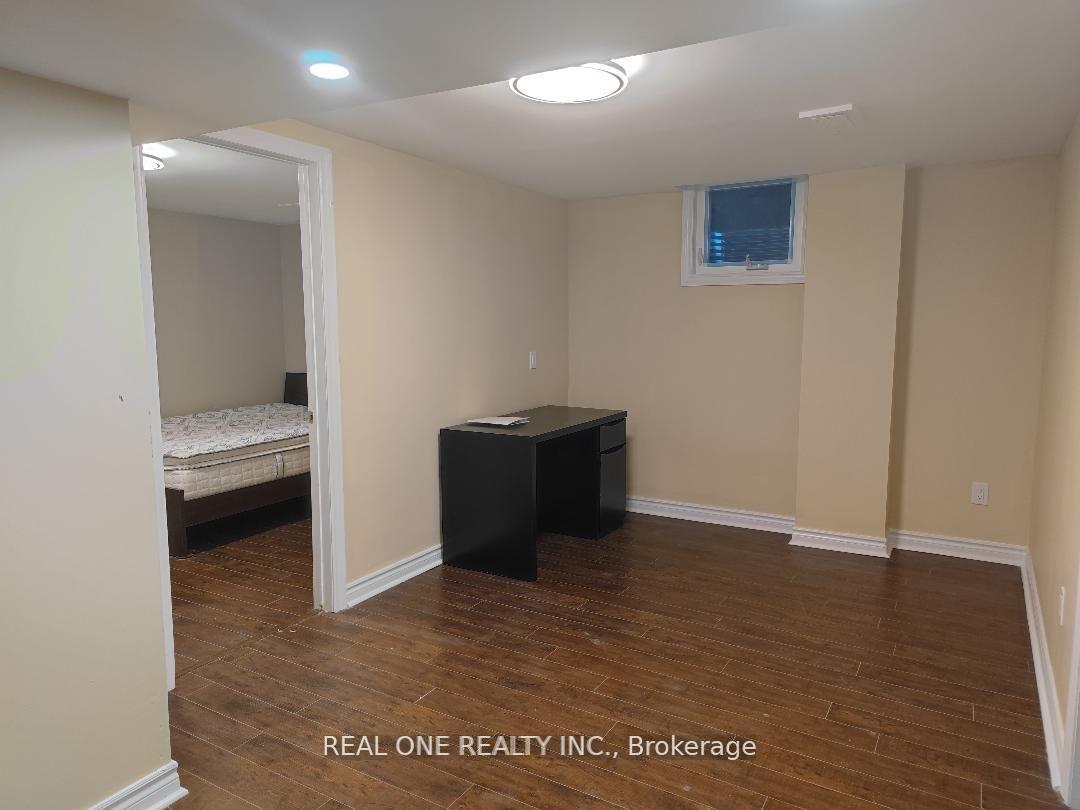 Photo 2 of Unit Bsmt B, 83 Marion Crescent, Markham, Raymerville — HOMEH