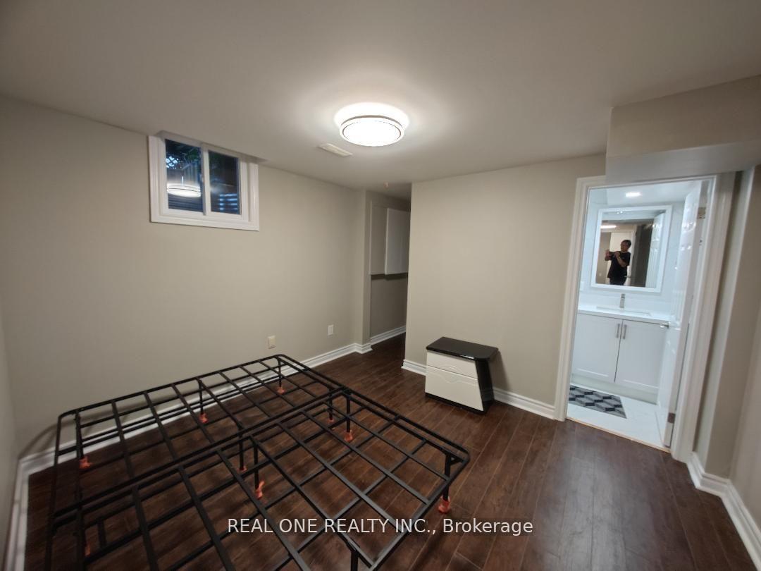 Photo 5 of Unit Bsmt B, 83 Marion Crescent, Markham, Raymerville — HOMEH