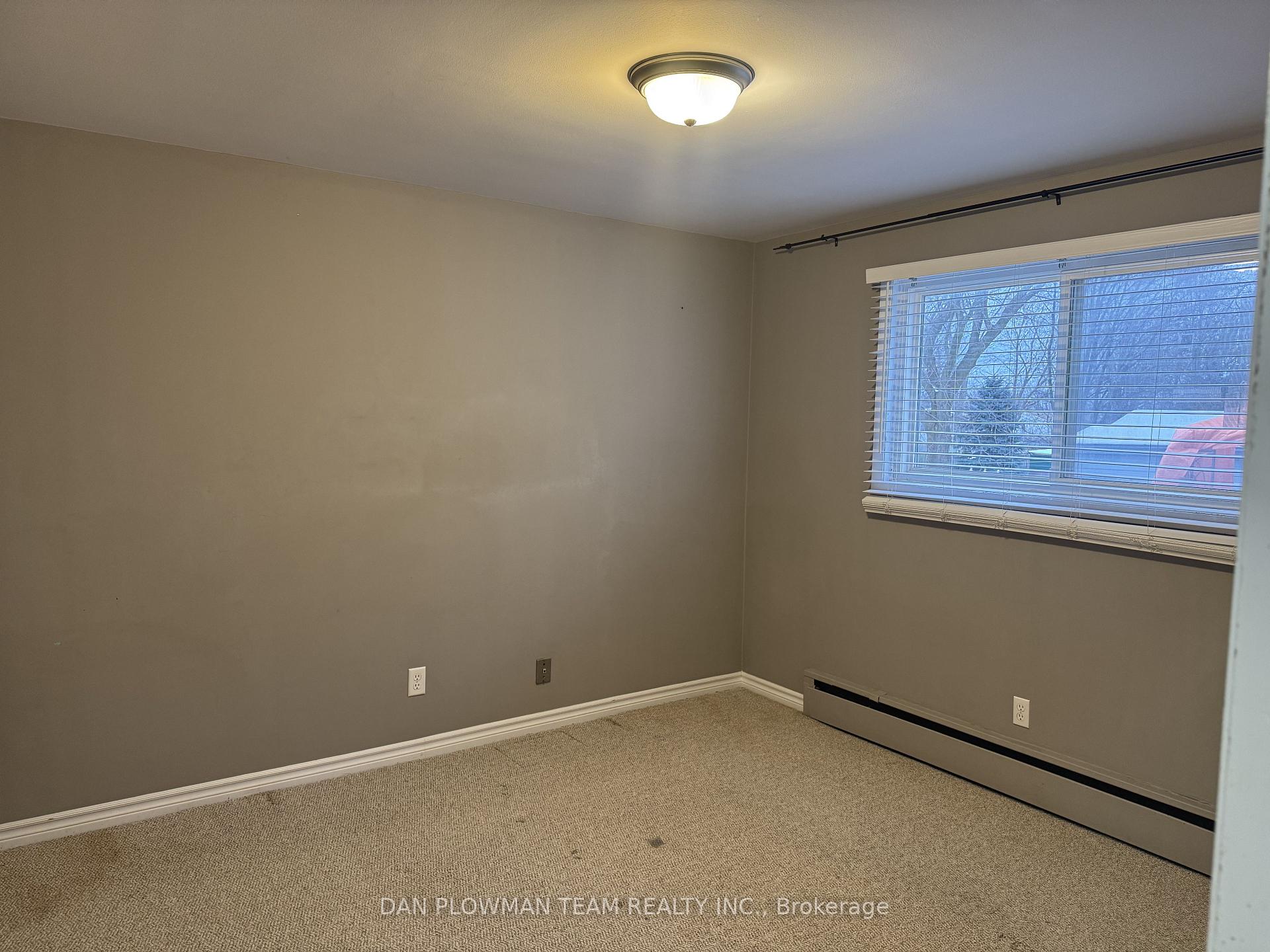 Photo 3 of Unit 1, 1151 Cedar Street, Oshawa, Lakeview — HOMEH