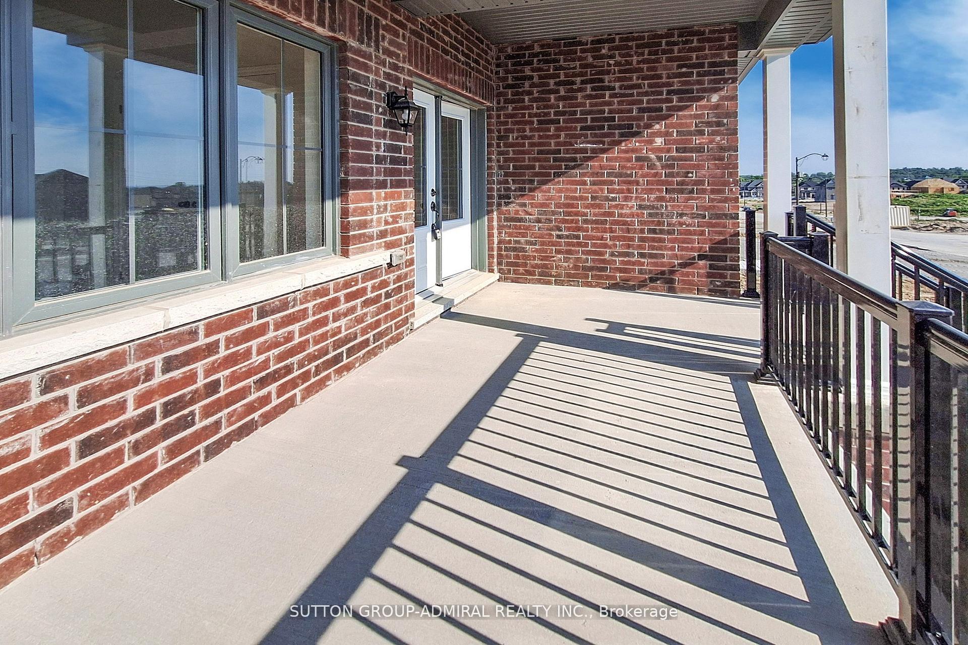 Photo 3 of 61 Lawrence D. Pridham Avenue, New Tecumseth, Alliston — HOMEH
