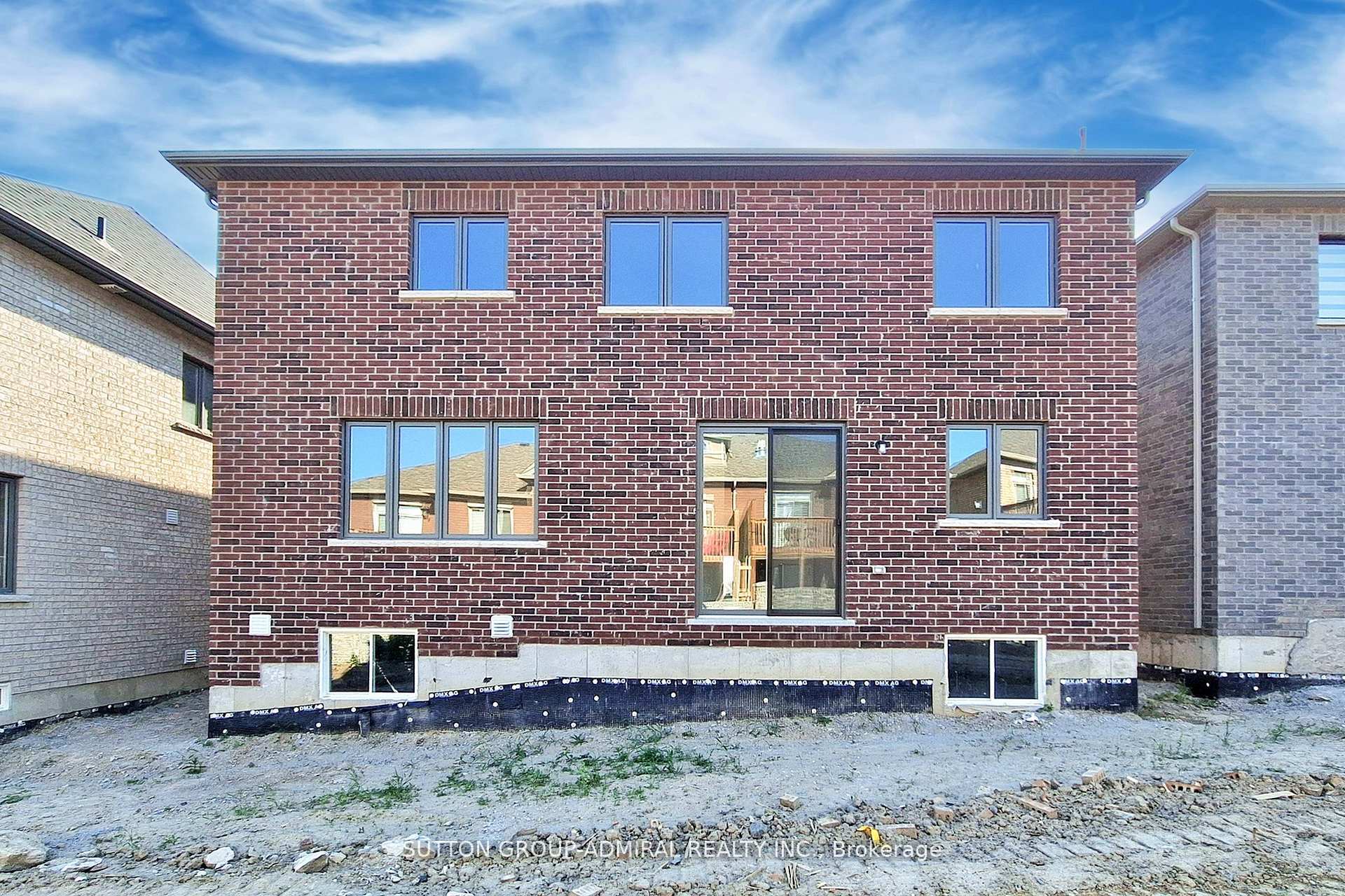 Photo 38 of 61 Lawrence D. Pridham Avenue, New Tecumseth, Alliston — HOMEH