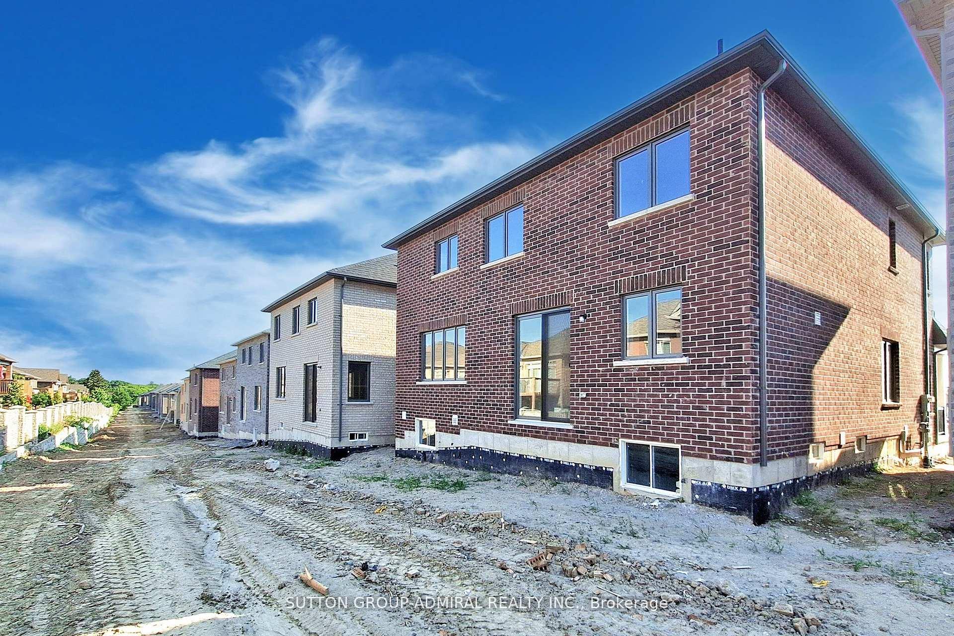 Photo 40 of 61 Lawrence D. Pridham Avenue, New Tecumseth, Alliston — HOMEH