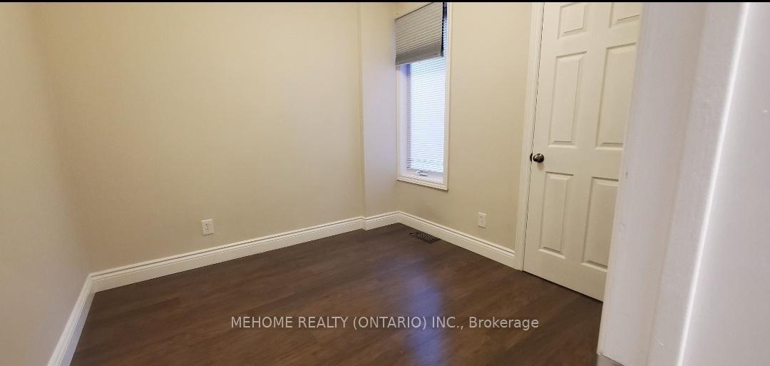 Photo 4 of Unit Upper, 177 Seaton Street, Toronto, Moss Park — HOMEH
