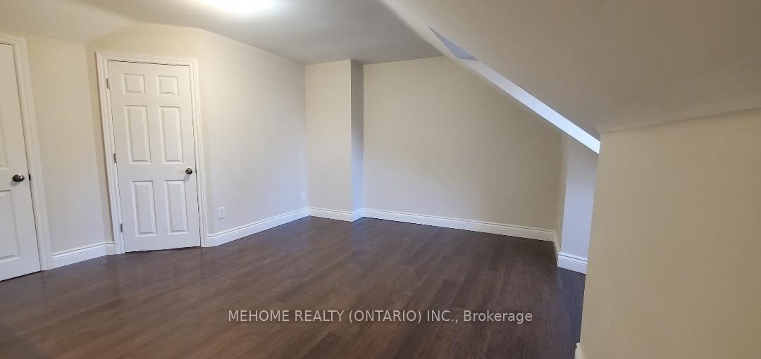 Photo 9 of Unit Upper, 177 Seaton Street, Toronto, Moss Park — HOMEH
