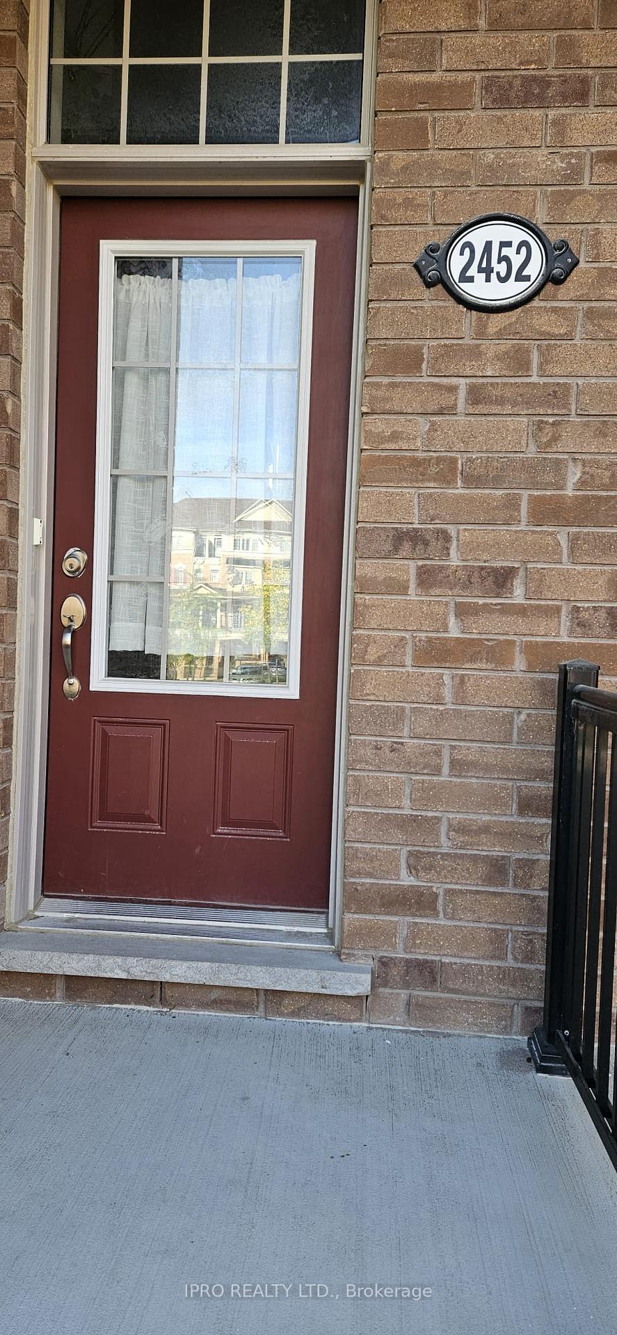 Photo 2 of Unit 56, 2452 Bromus Path, Oshawa, Windfields — HOMEH