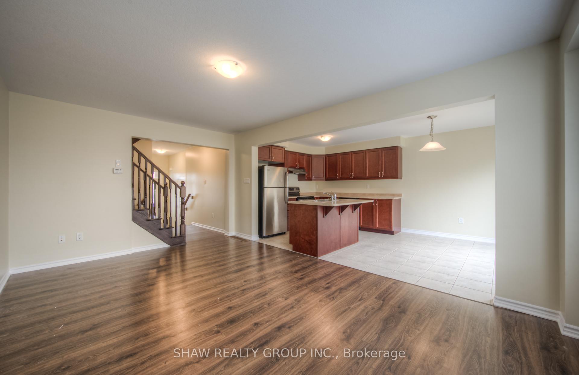Photo 6 of 36 Arbourview Crescent, Kitchener, Rosenburg — HOMEH