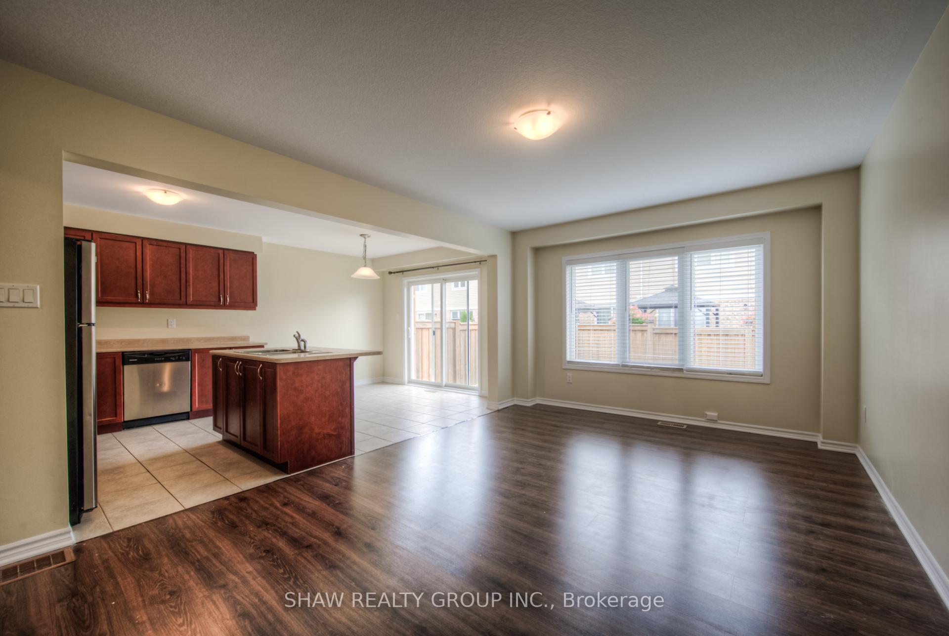 Photo 5 of 36 Arbourview Crescent, Kitchener, Rosenburg — HOMEH