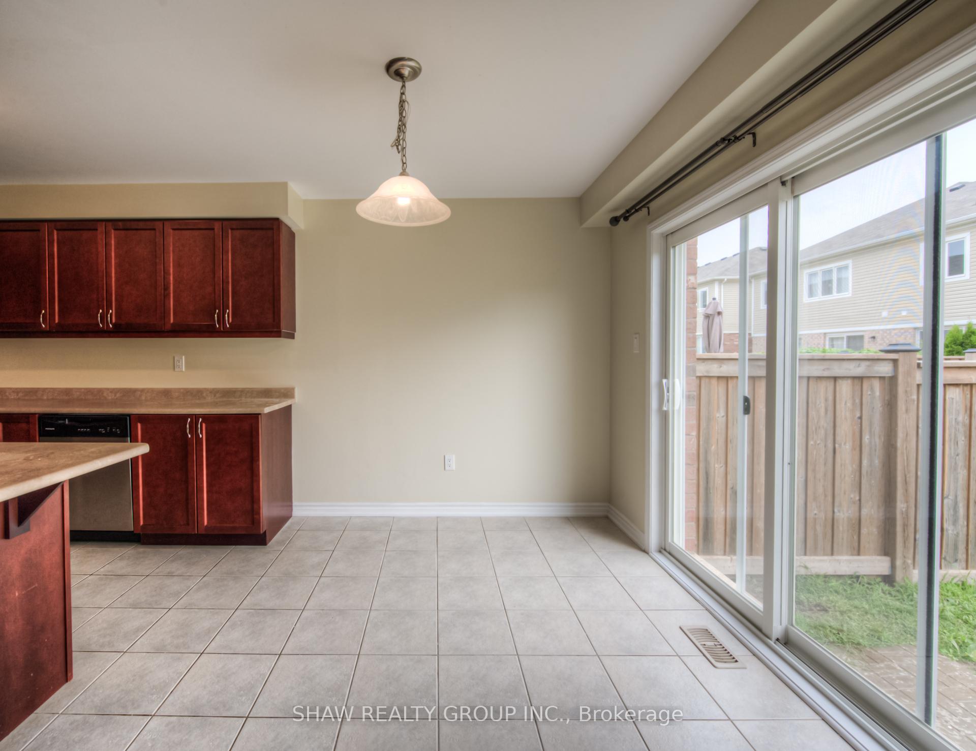 Photo 10 of 36 Arbourview Crescent, Kitchener, Rosenburg — HOMEH