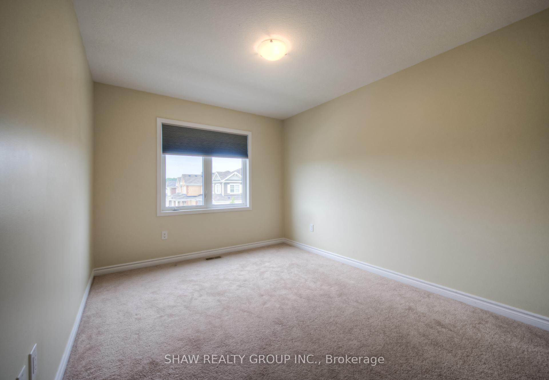 Photo 20 of 36 Arbourview Crescent, Kitchener, Rosenburg — HOMEH
