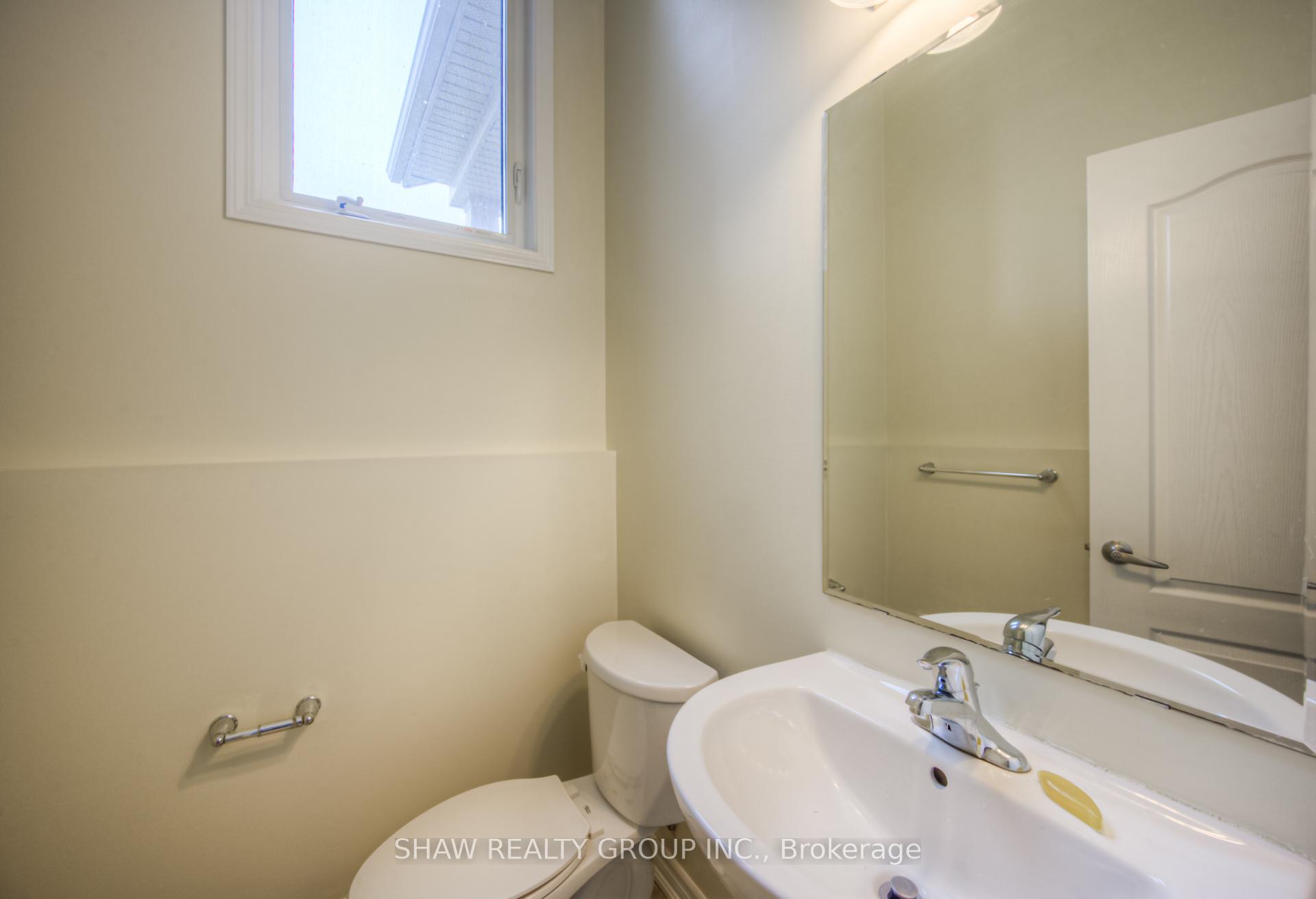 Photo 24 of 36 Arbourview Crescent, Kitchener, Rosenburg — HOMEH