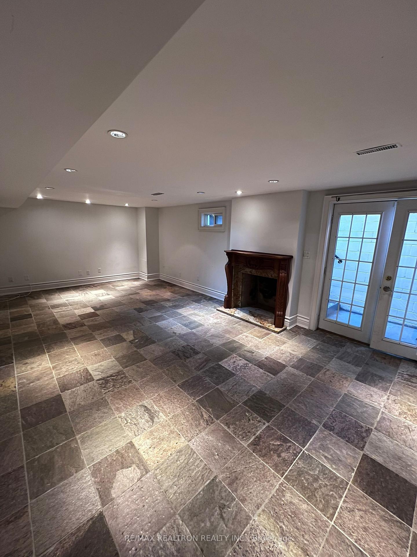 Photo 1 of 36 Elgin Street, Markham, Thornhill — HOMEH