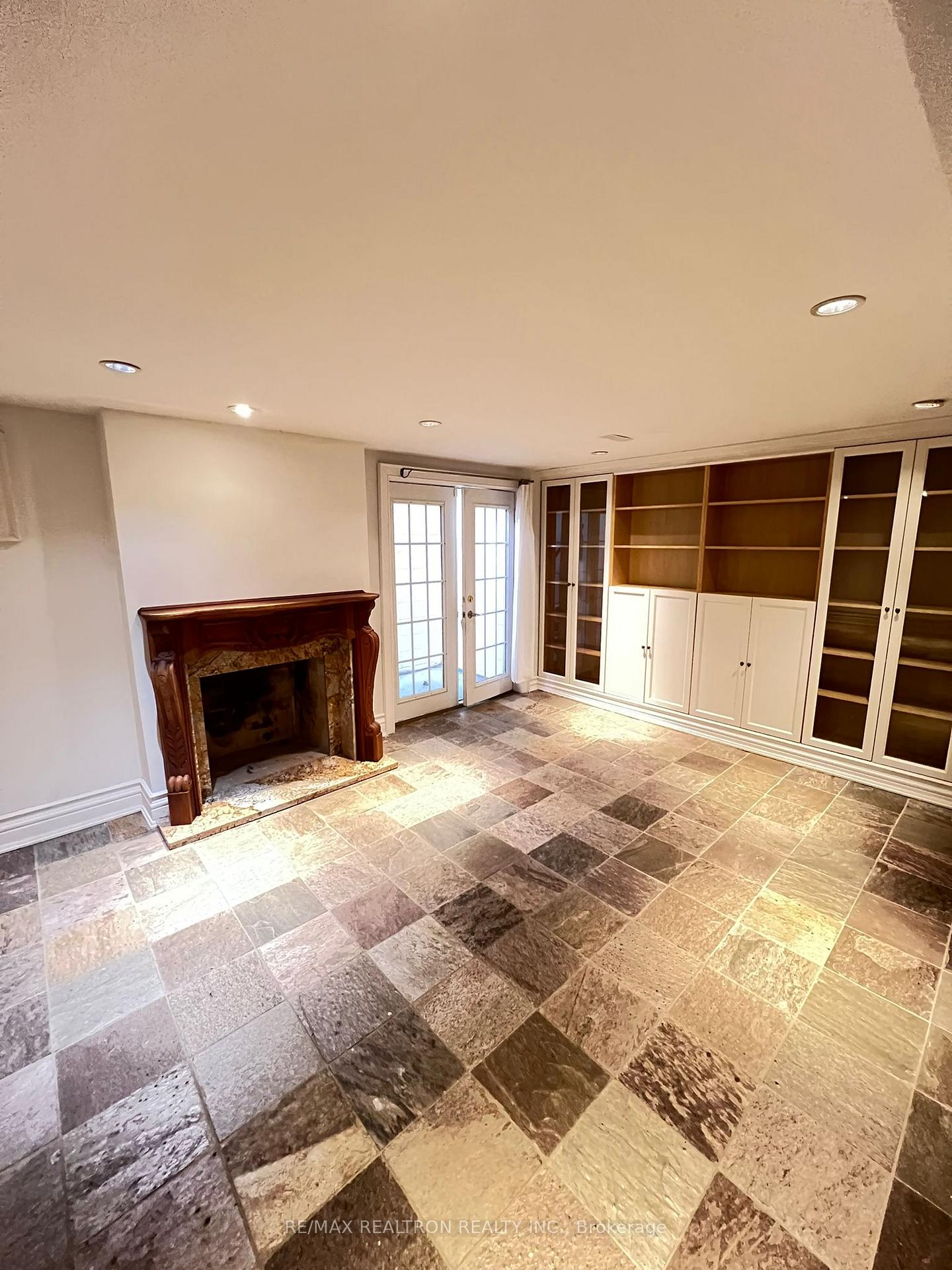 Photo 3 of 36 Elgin Street, Markham, Thornhill — HOMEH