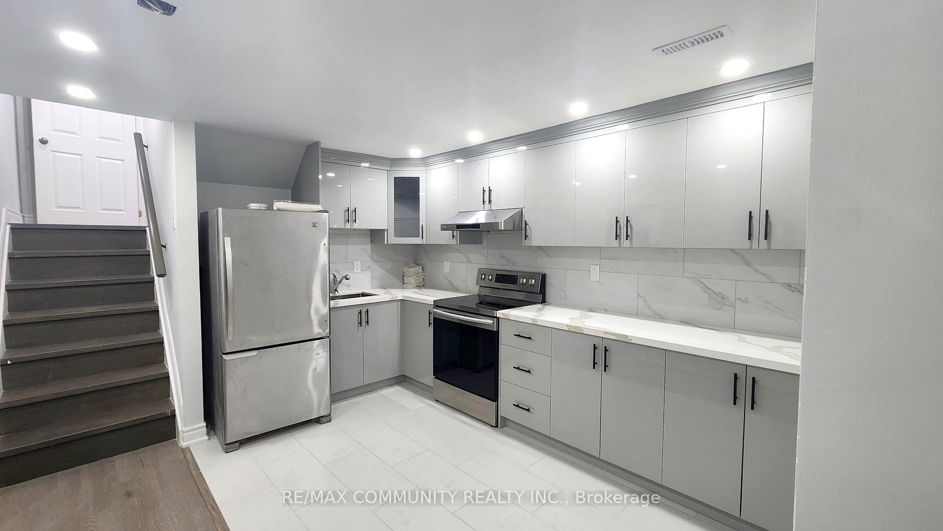 Photo 2 of Unit Lower, 994 Timmins Gardens, Pickering, West Shore — HOMEH