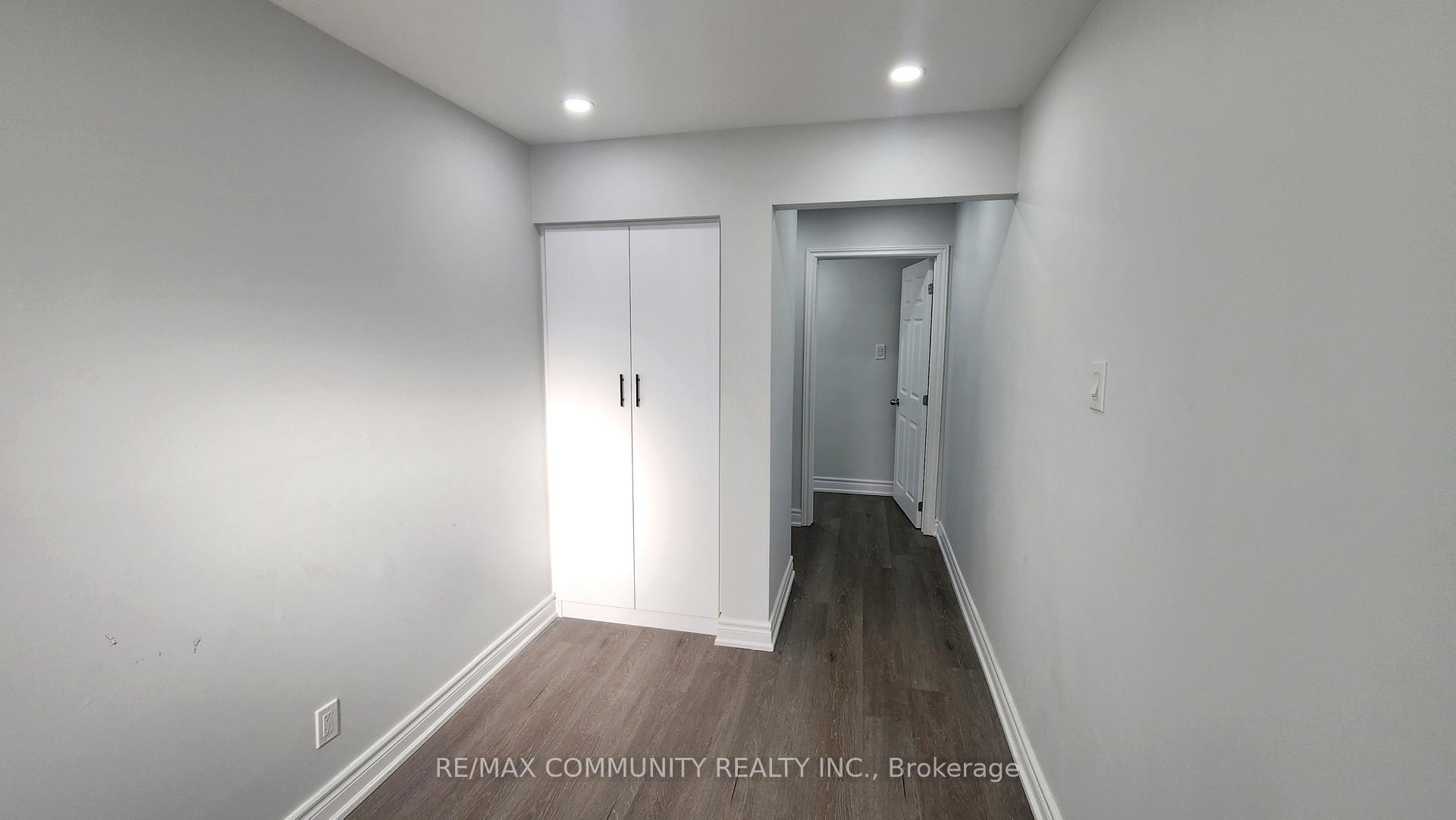 Photo 3 of Unit Lower, 994 Timmins Gardens, Pickering, West Shore — HOMEH