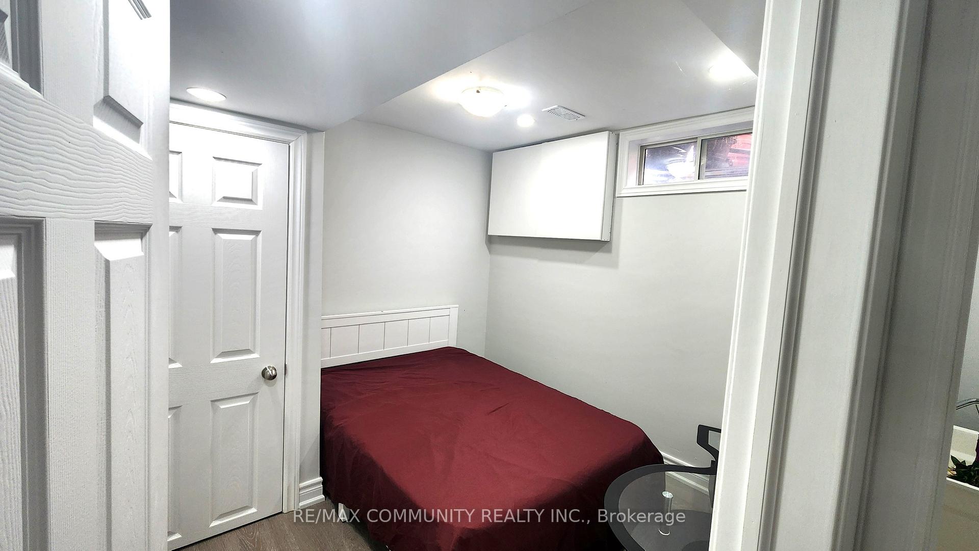 Photo 7 of Unit Lower, 994 Timmins Gardens, Pickering, West Shore — HOMEH