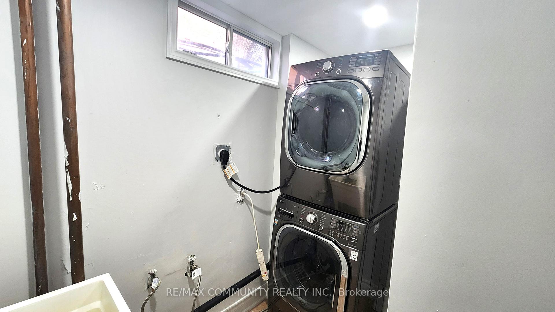 Photo 10 of Unit Lower, 994 Timmins Gardens, Pickering, West Shore — HOMEH