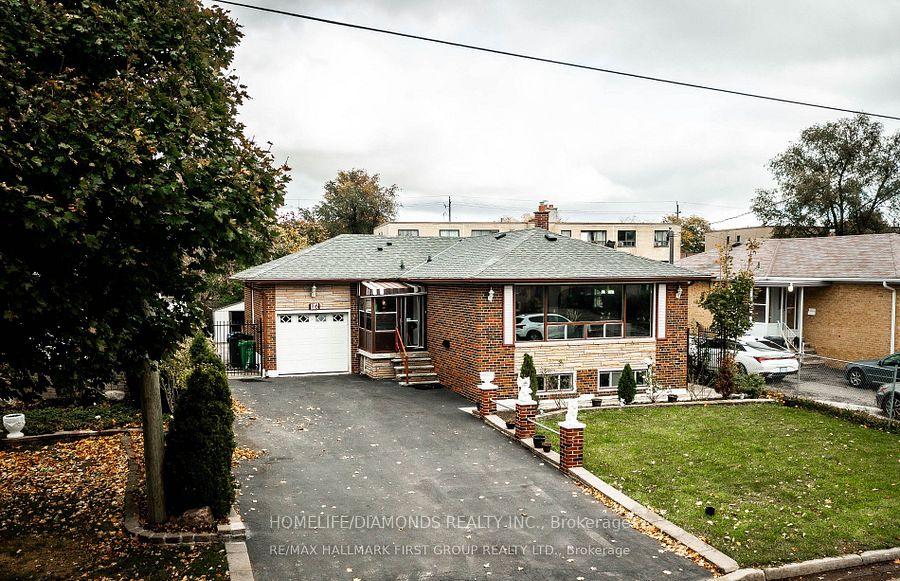 Front of Unit UPPER, 16 Brisco Street
