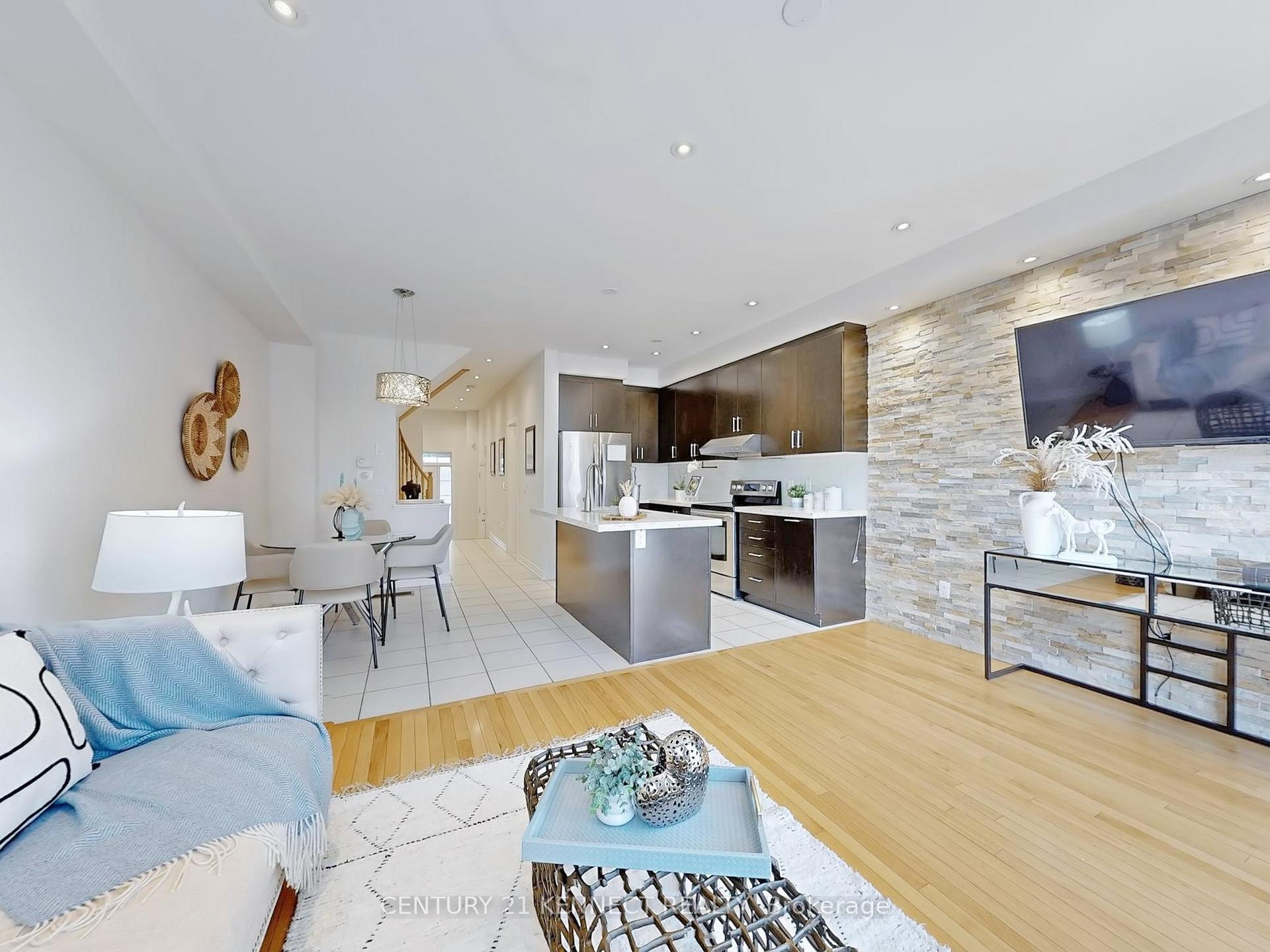 Photo 7 of 144 Memon Place, Markham, Wismer — HOMEH