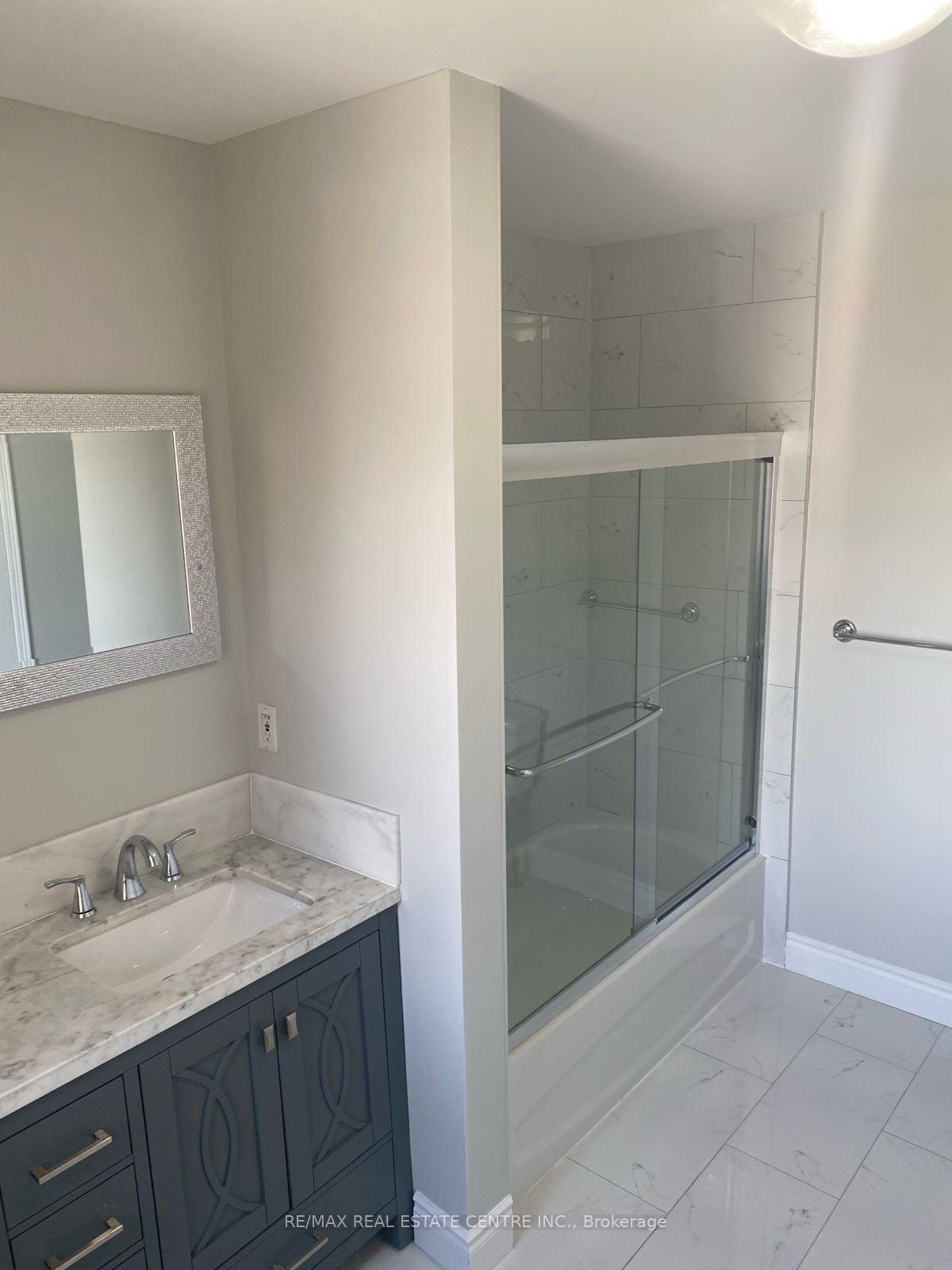 Photo 8 of 9 Brower Court, Brampton, Heart Lake West — HOMEH