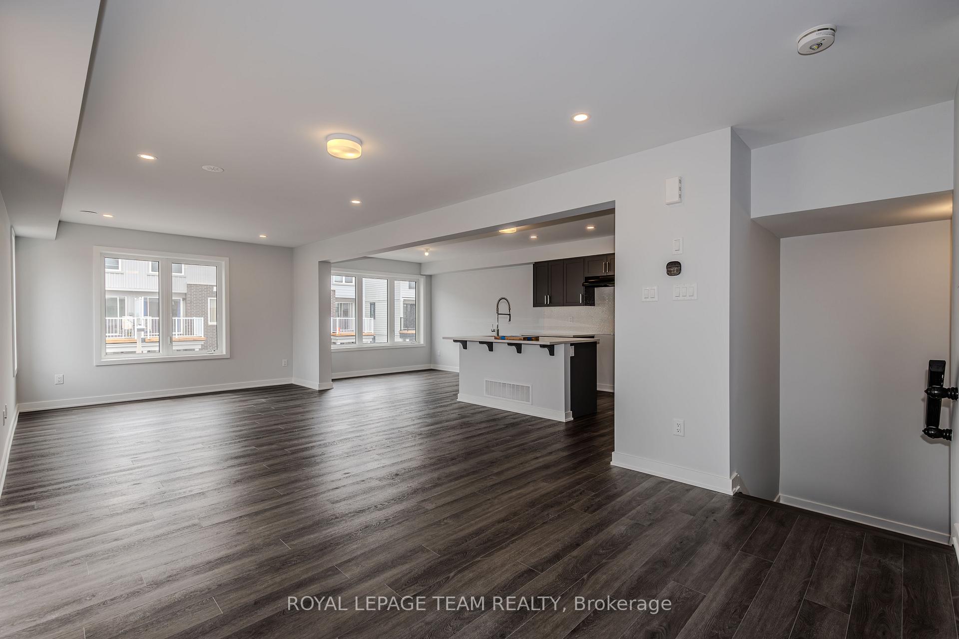 Photo 10 of 805 Kinstead Private, Ottawa, Stittsville (North) — HOMEH