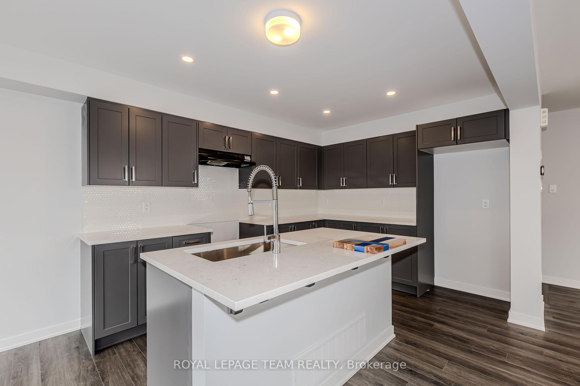 Photo 28 of 805 Kinstead Private, Ottawa, Stittsville (North) — HOMEH