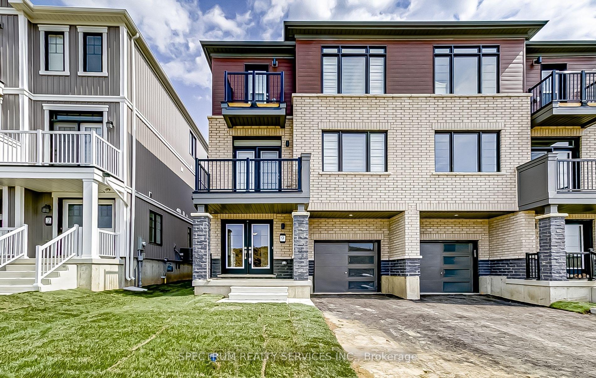 Front of 9 Central Market Drive