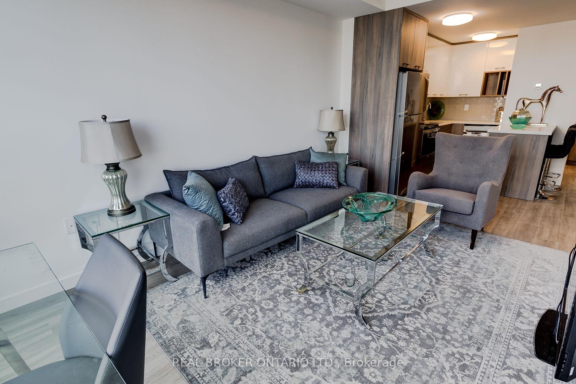 Photo 2 of Unit 2512, 49 Walnut Street S, Hamilton, Corktown — HOMEH