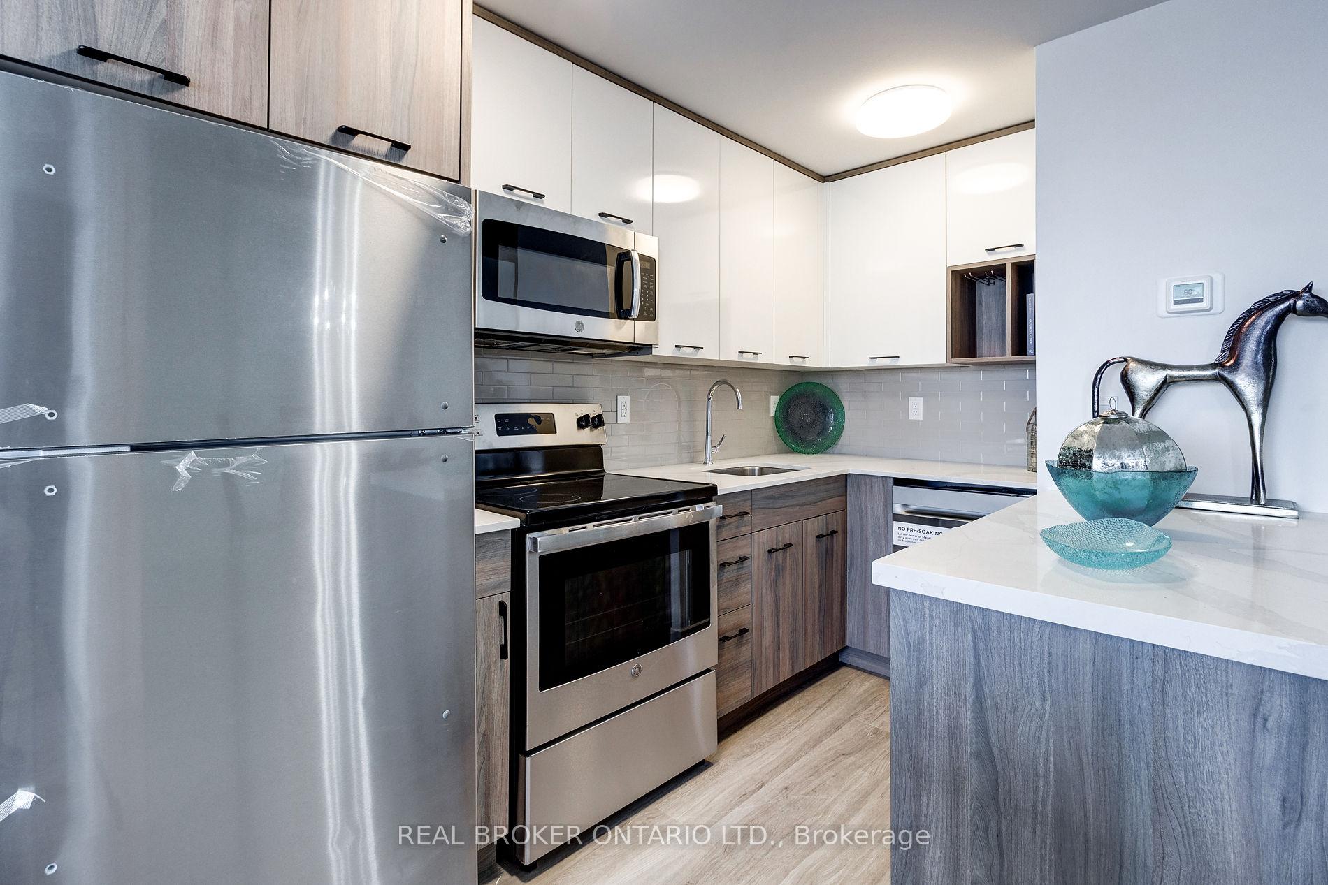 Photo 7 of Unit 2512, 49 Walnut Street S, Hamilton, Corktown — HOMEH