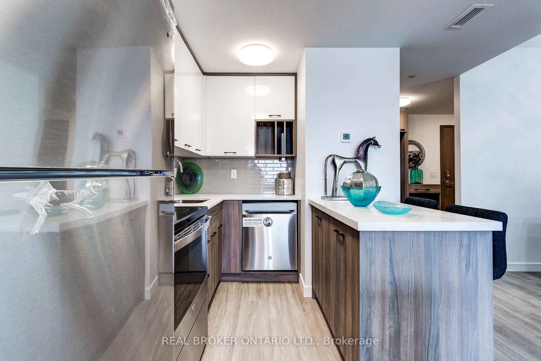Photo 8 of Unit 2512, 49 Walnut Street S, Hamilton, Corktown — HOMEH