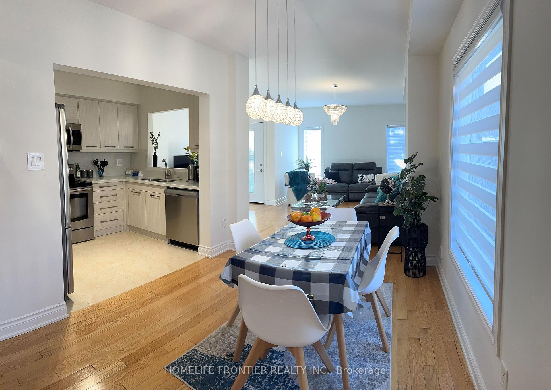 Photo 7 of 43 Camino Drive, Vaughan, Vellore Village — HOMEH