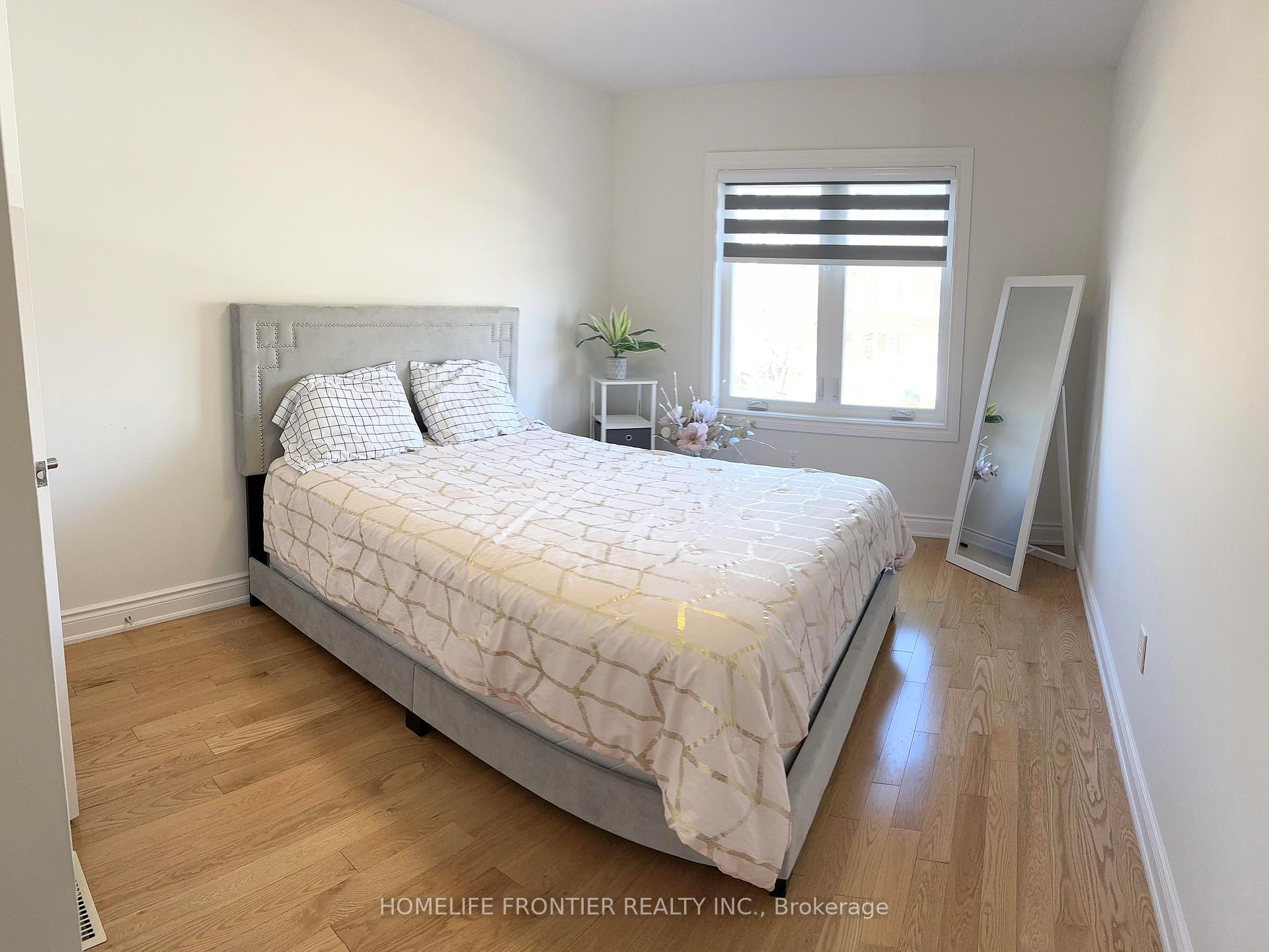 Photo 24 of 43 Camino Drive, Vaughan, Vellore Village — HOMEH