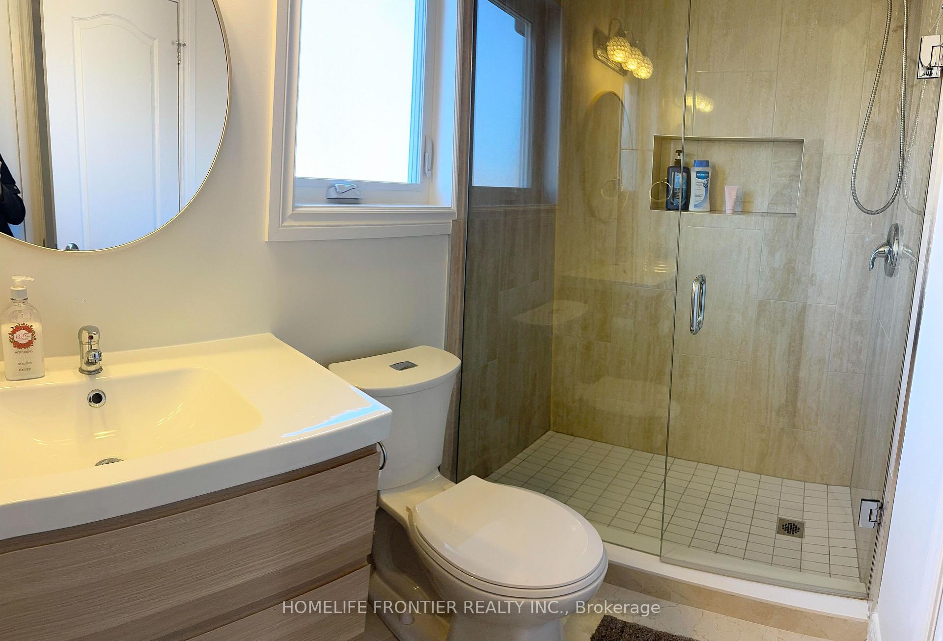 Photo 23 of 43 Camino Drive, Vaughan, Vellore Village — HOMEH