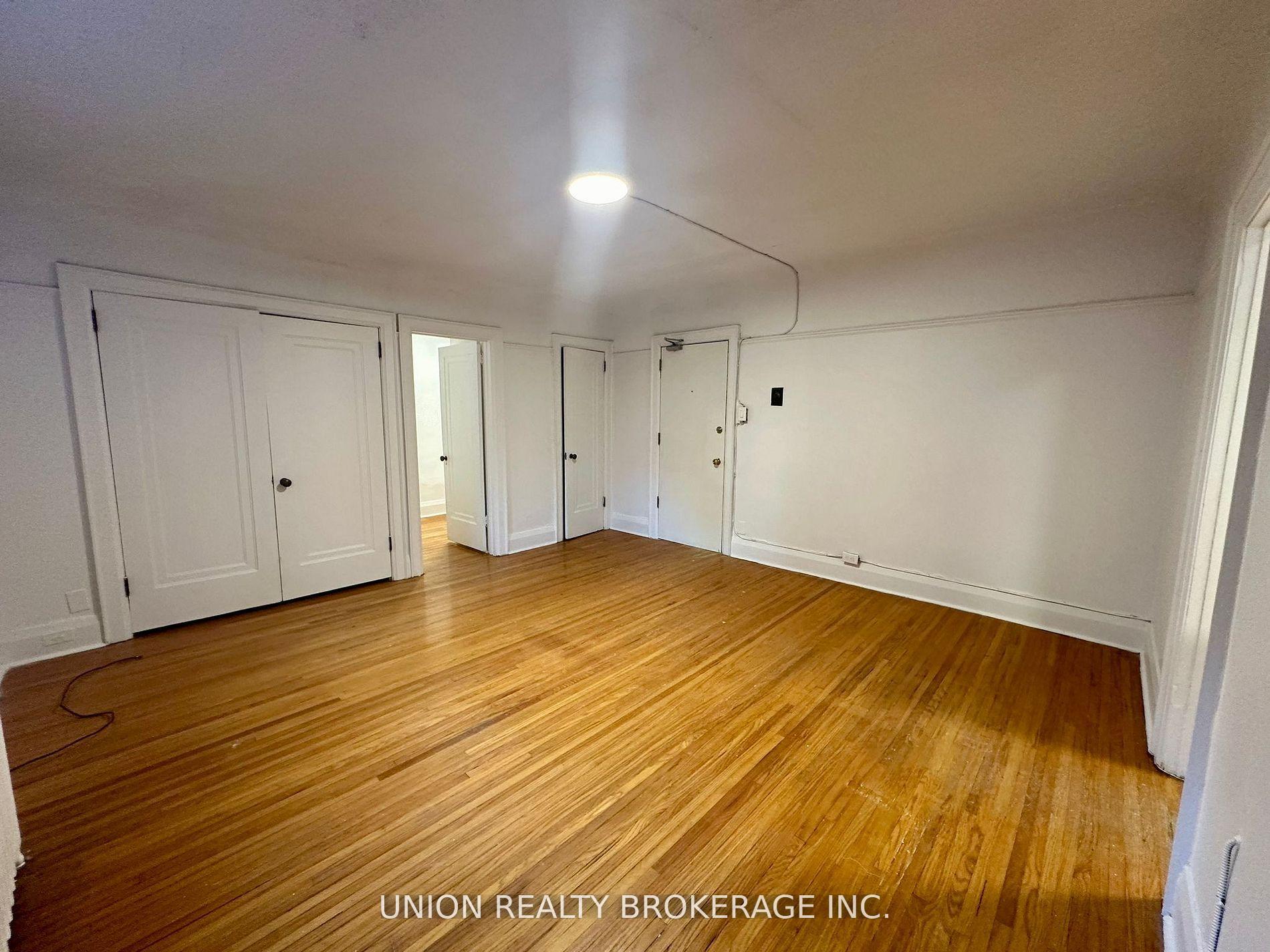 Photo 4 of Unit 10, 2393 Queen Street E, Toronto, The Beaches — HOMEH