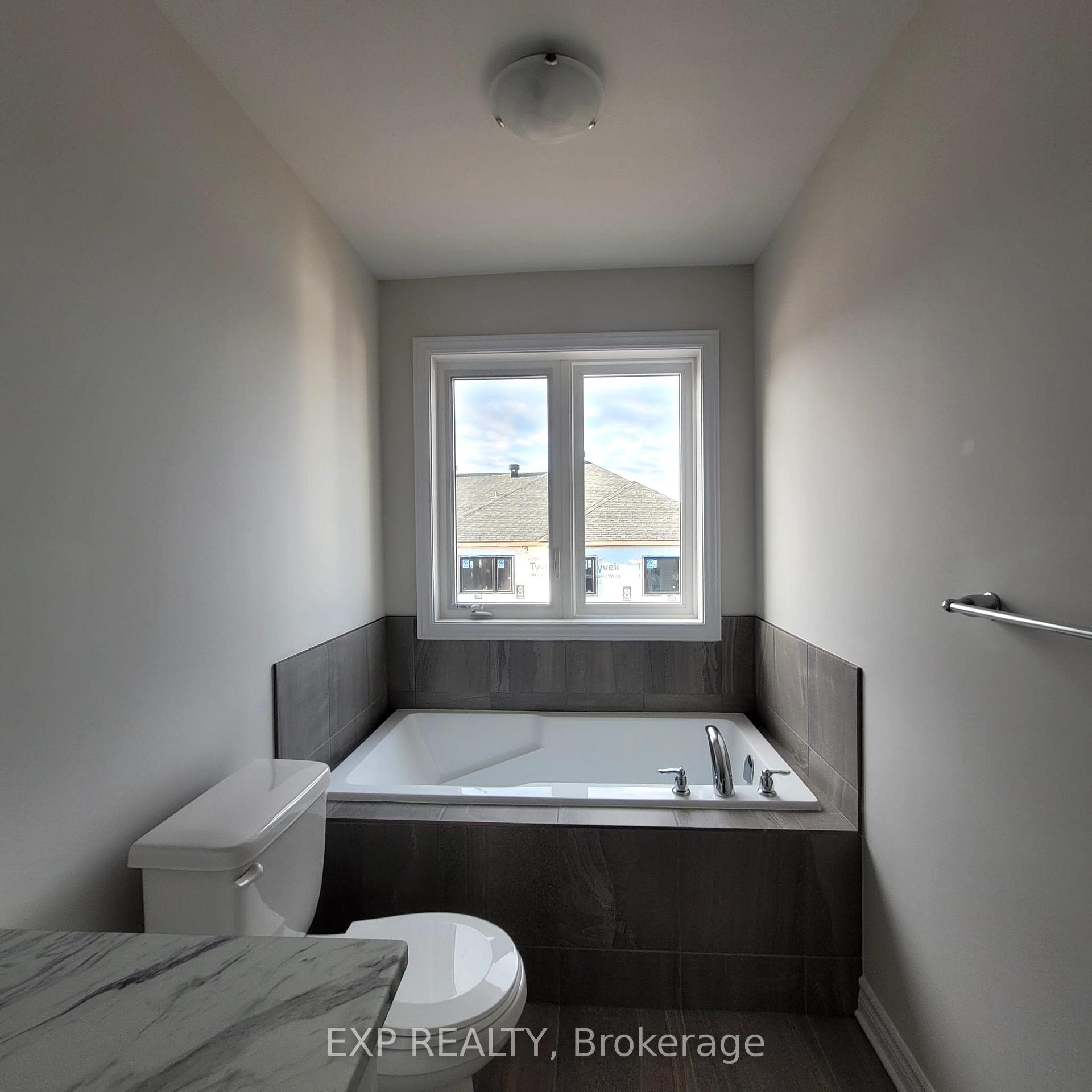 Photo 6 of 1017 Kijik Crescent, Ottawa, Blossom Park/Kemp Park/Findlay Creek — HOMEH