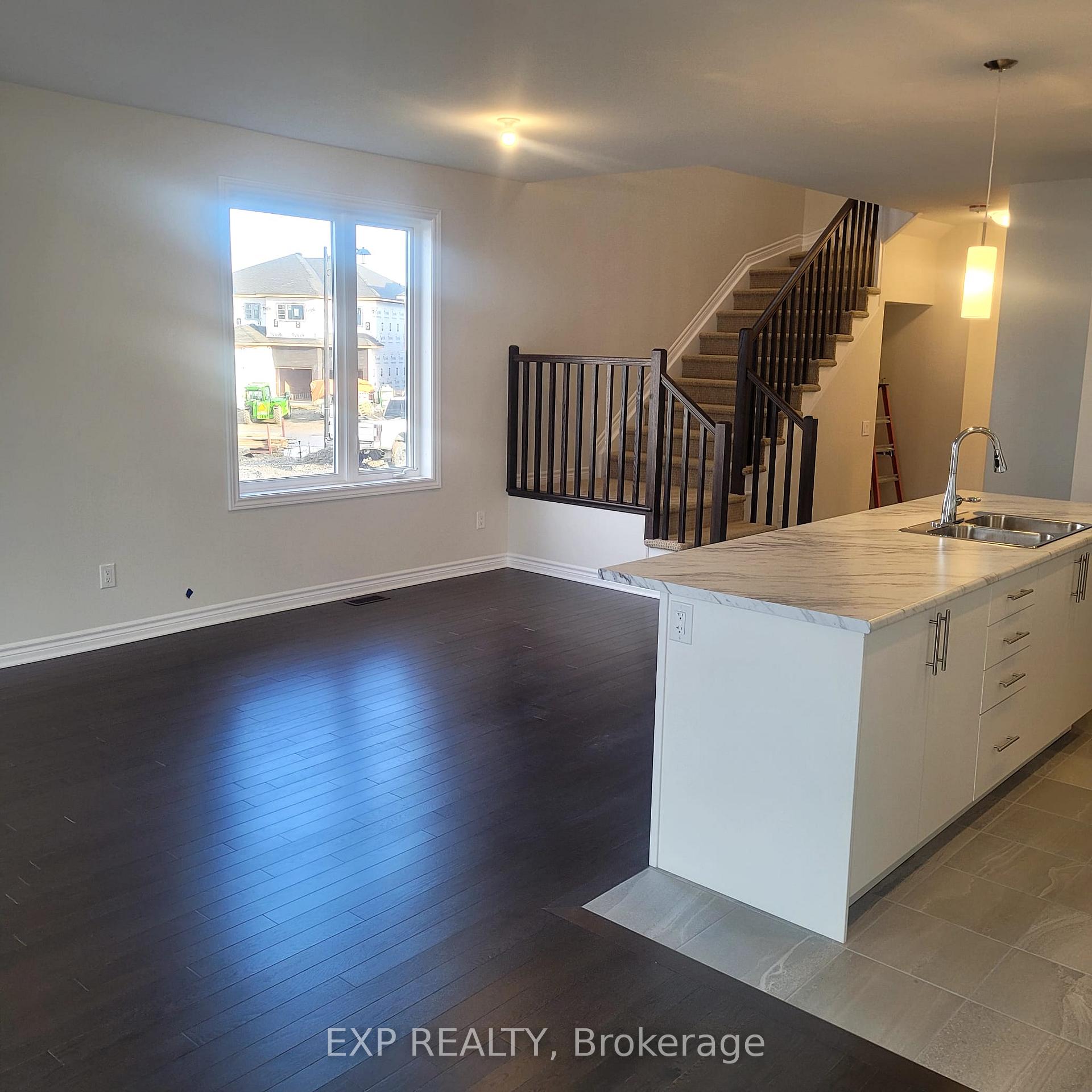 Photo 7 of 1017 Kijik Crescent, Ottawa, Blossom Park/Kemp Park/Findlay Creek — HOMEH