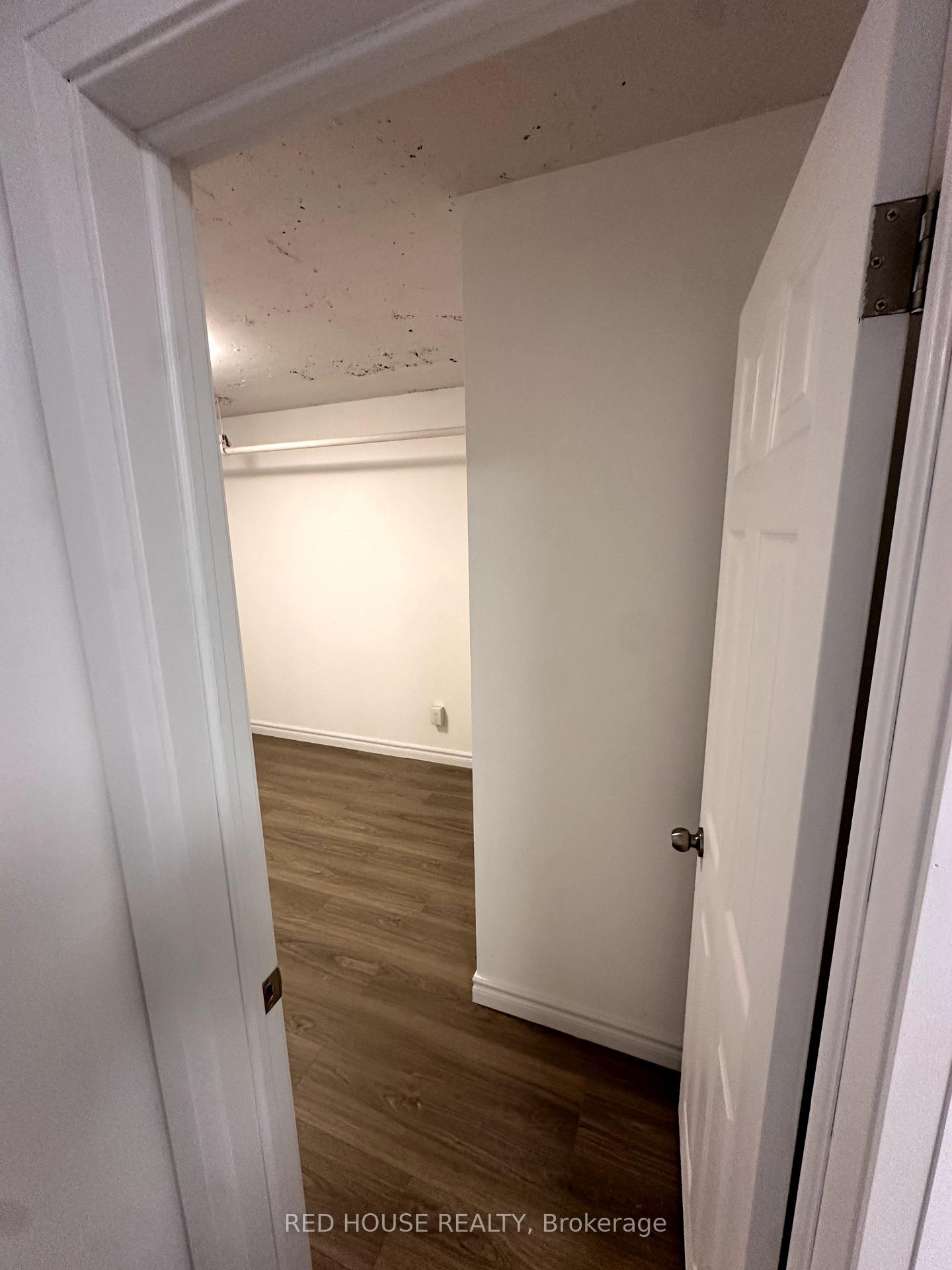 Photo 12 of Unit Lower, 388 Plains Road, Toronto, East York — HOMEH